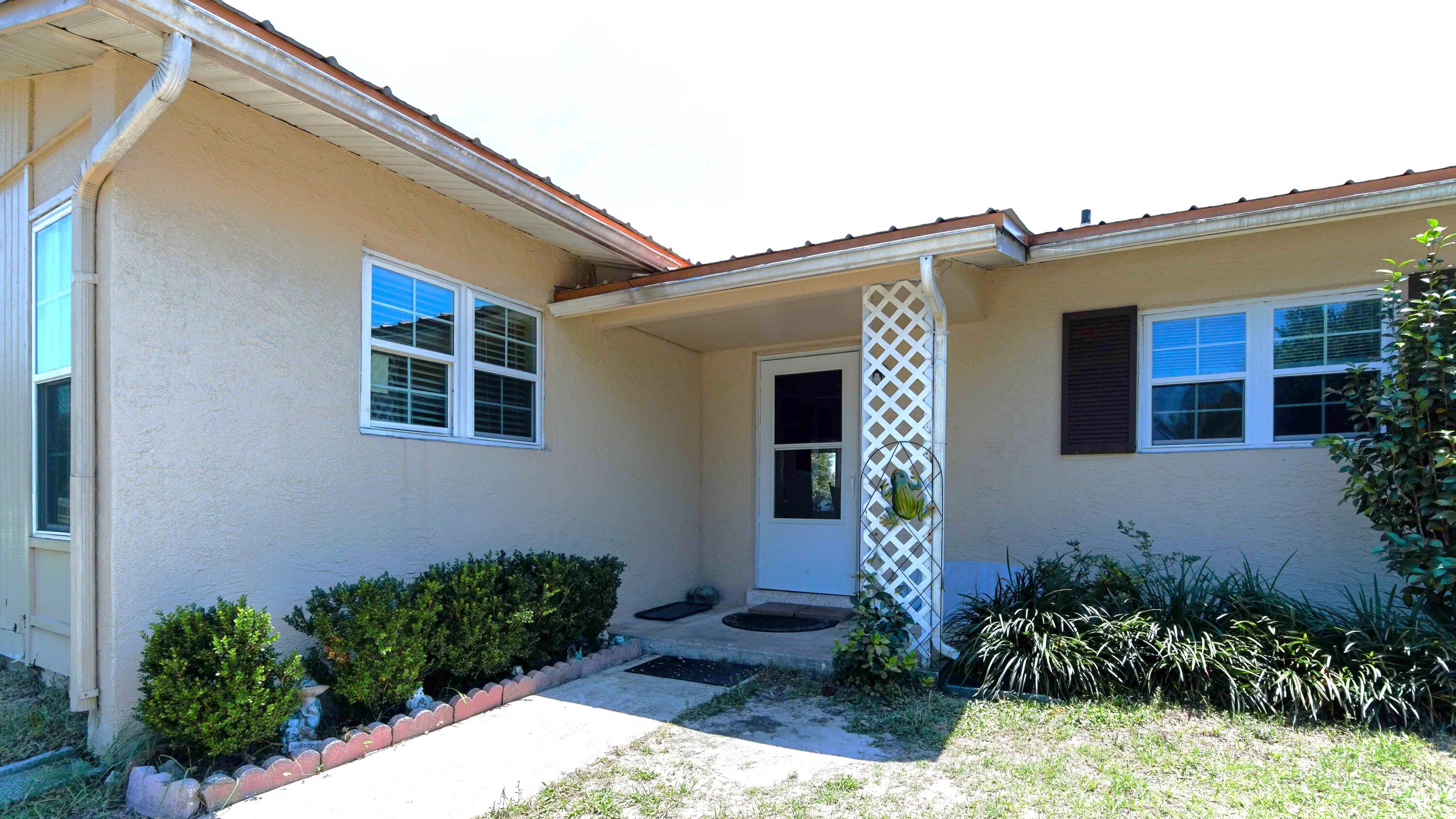 Back on the market at no fault of the Seller!! Step into this 2-bed, 1-bath home situated in a beautiful neighborhood, offering an exciting opportunity for renovation and transformation. With its original charm and character, this property presents a blank canvas for your creative vision.Inside, you'll find a cozy living space. The two bedrooms offer versatility, whether for use as sleeping quarters, a home office, or hobby space. Nestled in a growing neighborhood, this ''AS IS'' home offers the chance to invest in an up-and-coming area, with the promise of future appreciation and community development. Embrace the opportunity to breathe new life into this diamond in the rough and create your dream home in a thriving locale