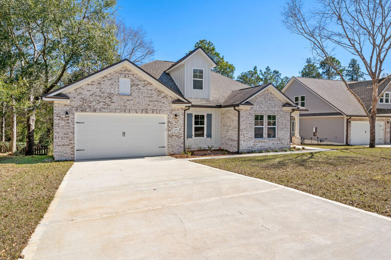 WALSH GLEN ESTATES - Residential