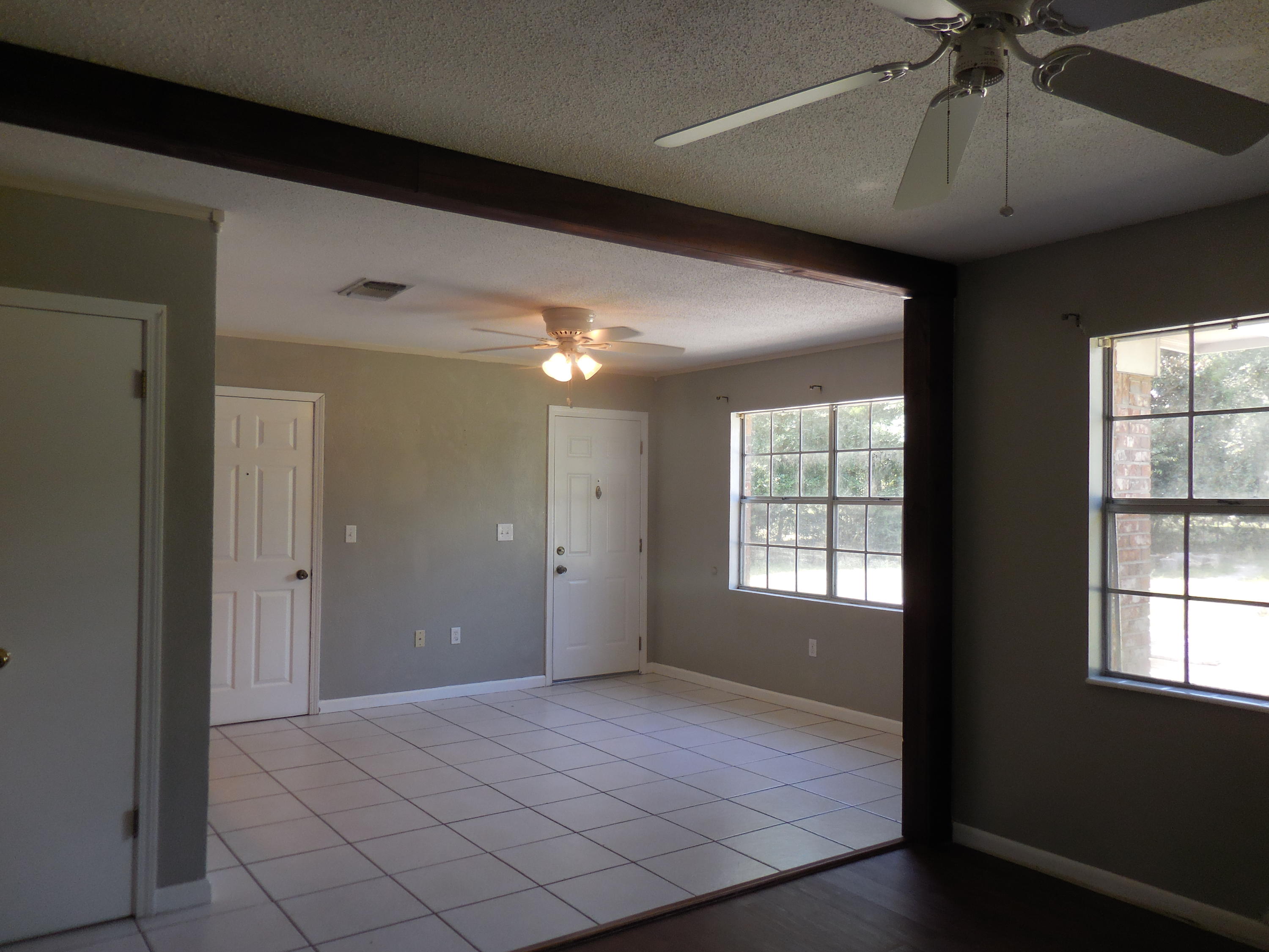 VALP P/C #6 W 25 FT OF LOT 5 ALL OF LOT 6 & E 25 FT OF LOT 7 BLK 51 - Residential Lease
