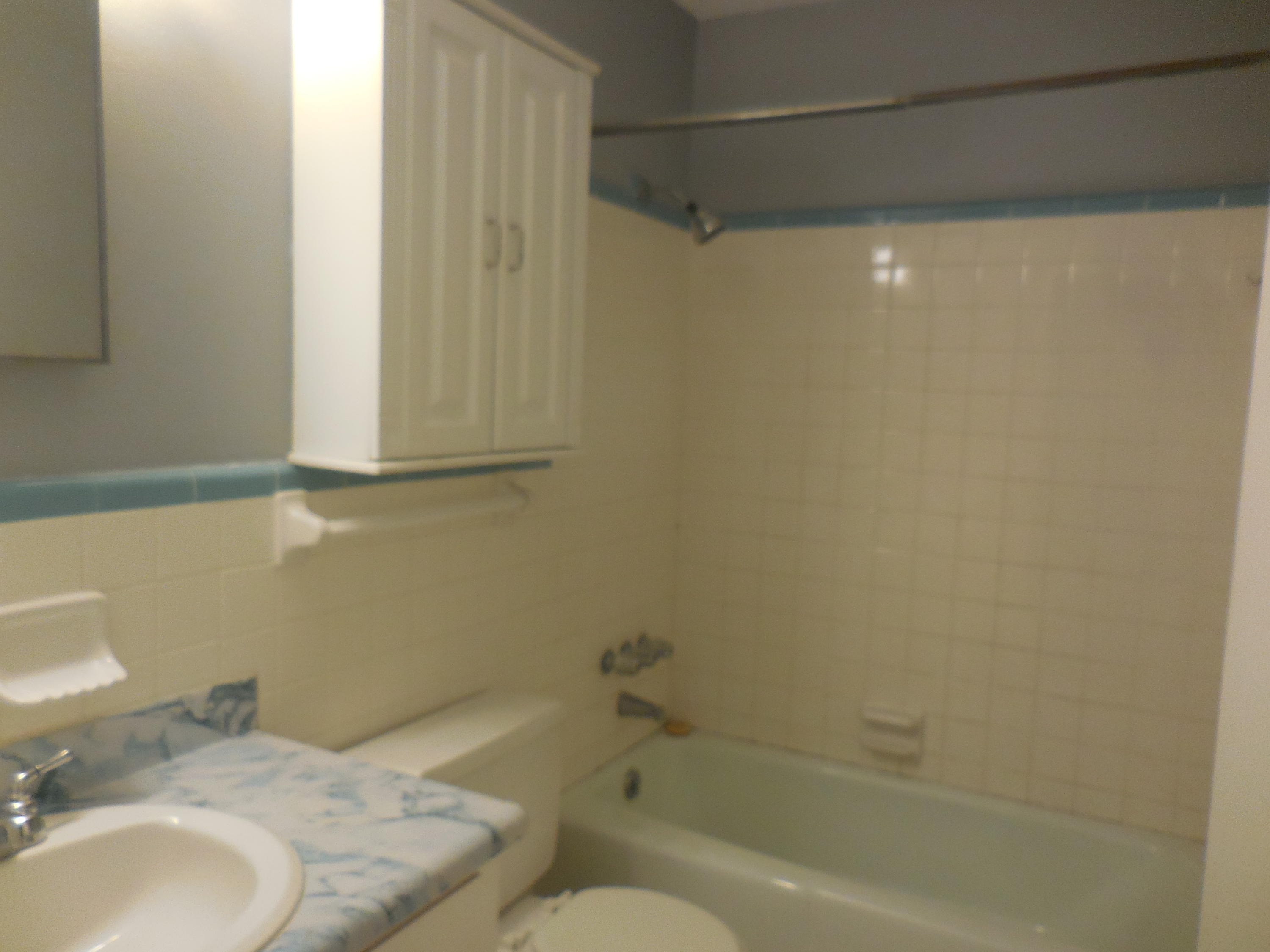 VALP P/C #6 W 25 FT OF LOT 5 ALL OF LOT 6 & E 25 FT OF LOT 7 BLK 51 - Residential Lease