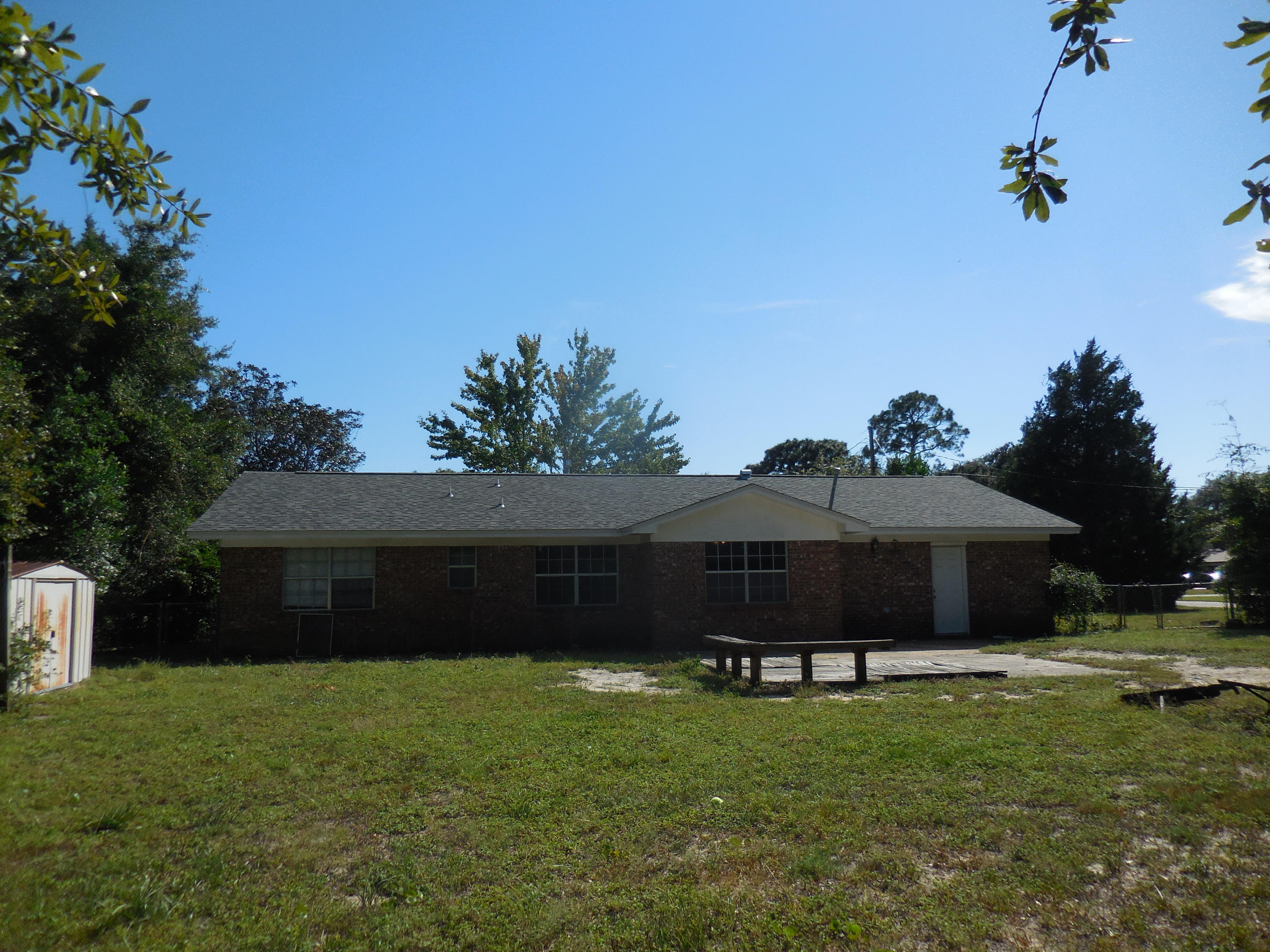 VALP P/C #6 W 25 FT OF LOT 5 ALL OF LOT 6 & E 25 FT OF LOT 7 BLK 51 - Residential Lease