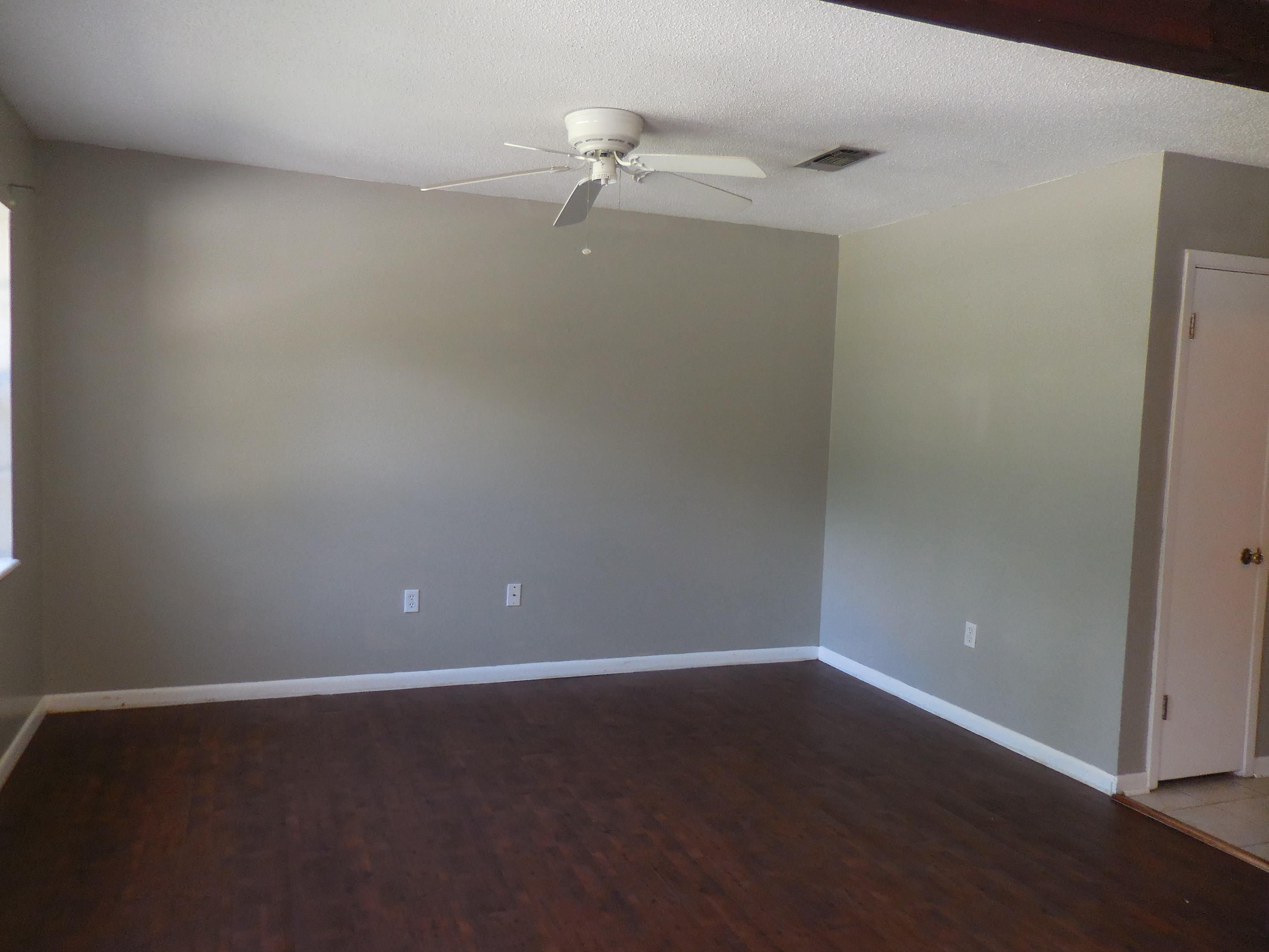 VALP P/C #6 W 25 FT OF LOT 5 ALL OF LOT 6 & E 25 FT OF LOT 7 BLK 51 - Residential Lease