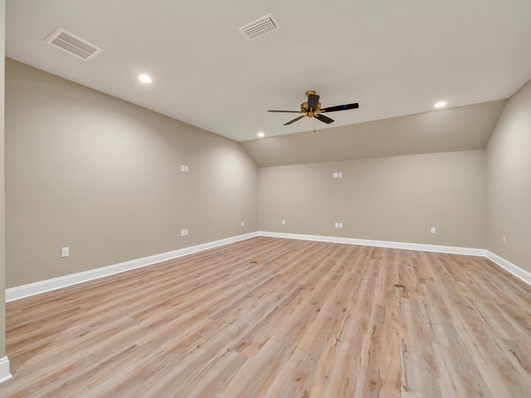 Deer Moss Creek - Residential