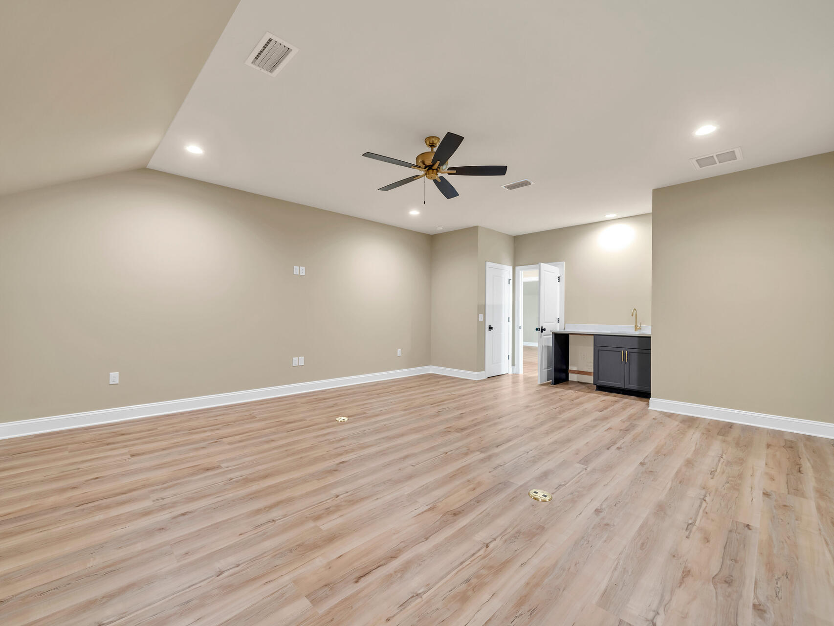 Deer Moss Creek - Residential