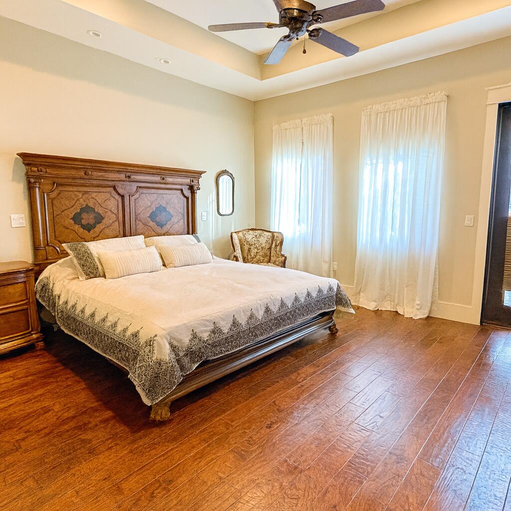BOTANY BAYOU - Residential