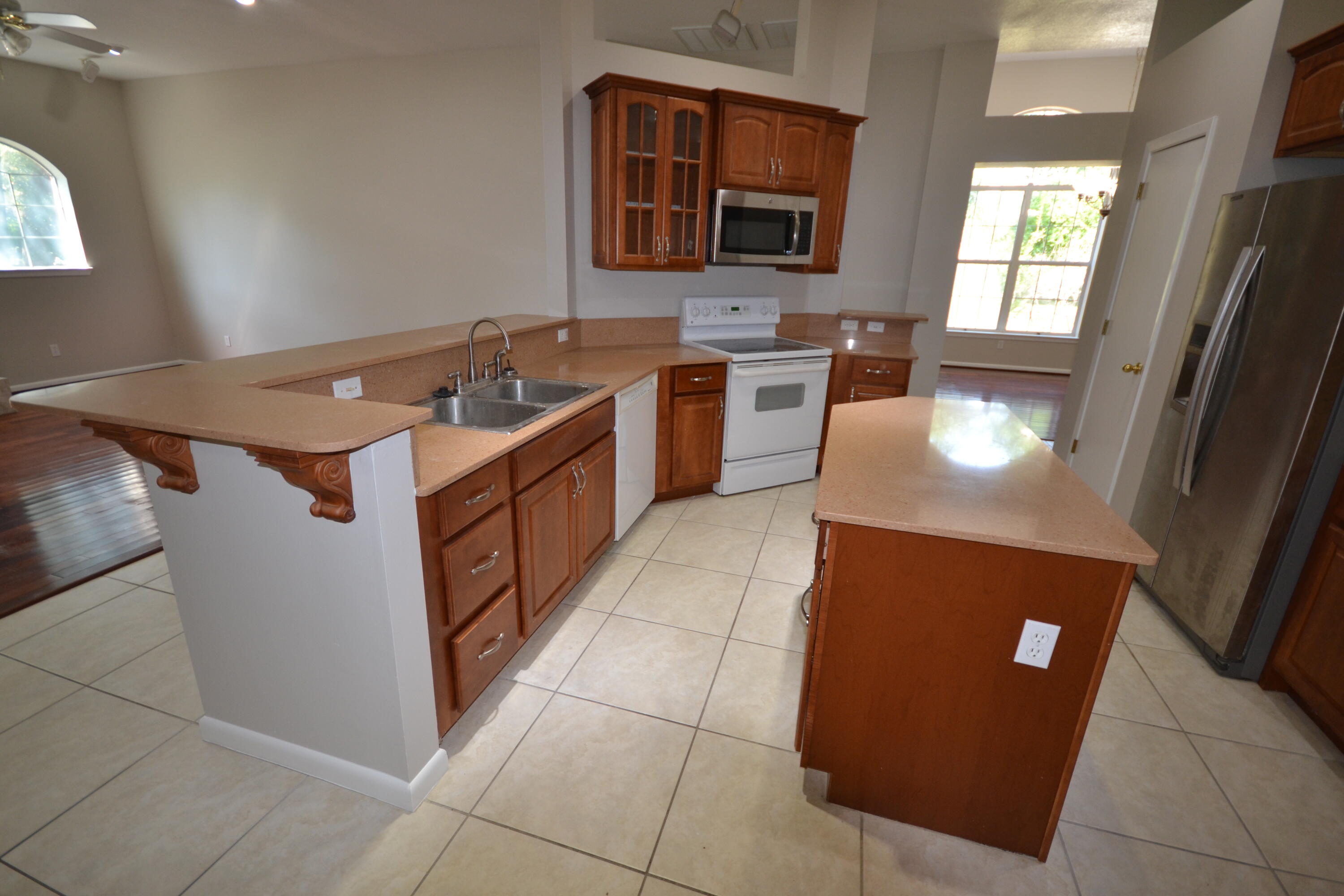 CAM ESTATES - Residential