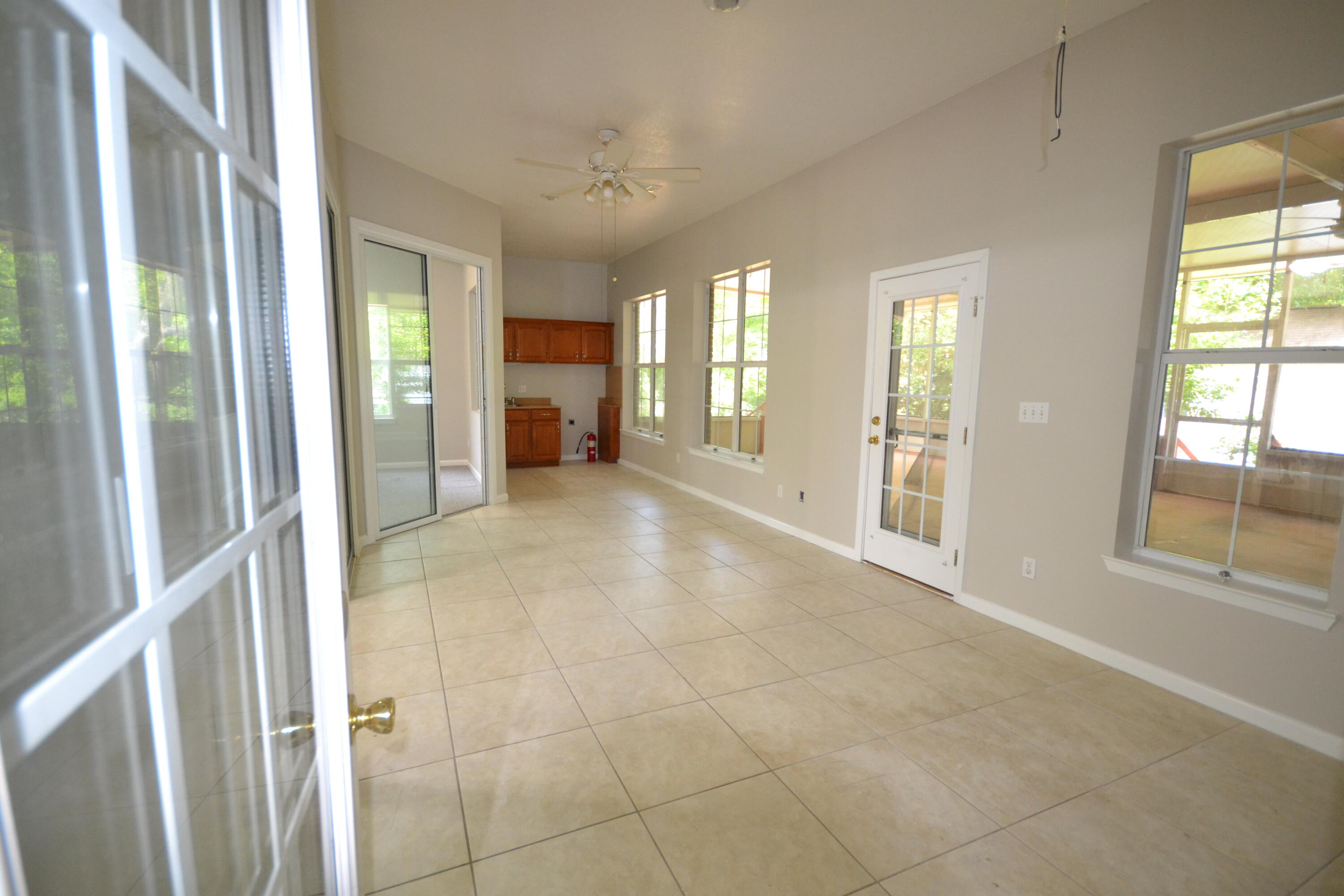 CAM ESTATES - Residential
