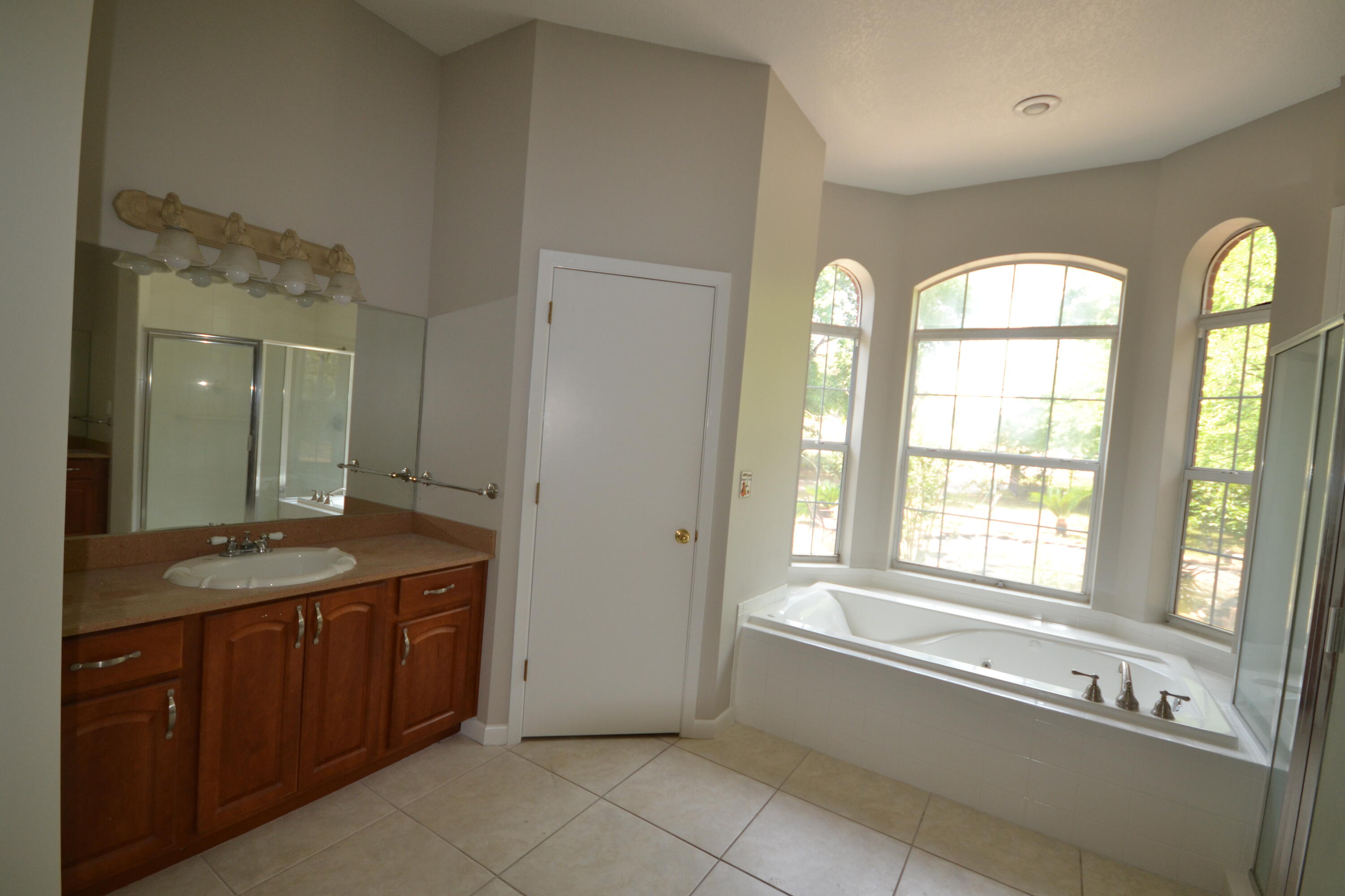 CAM ESTATES - Residential
