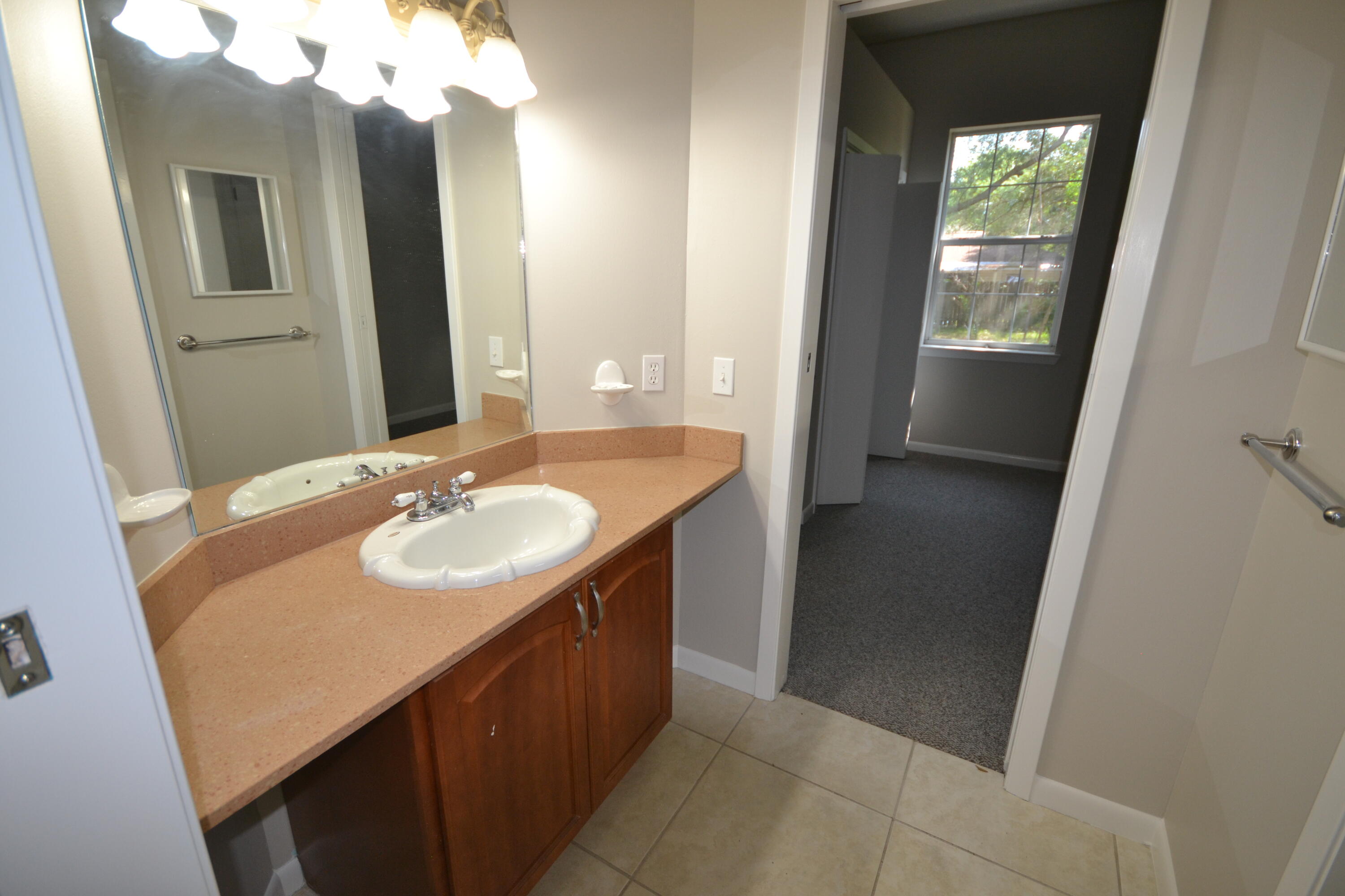 CAM ESTATES - Residential