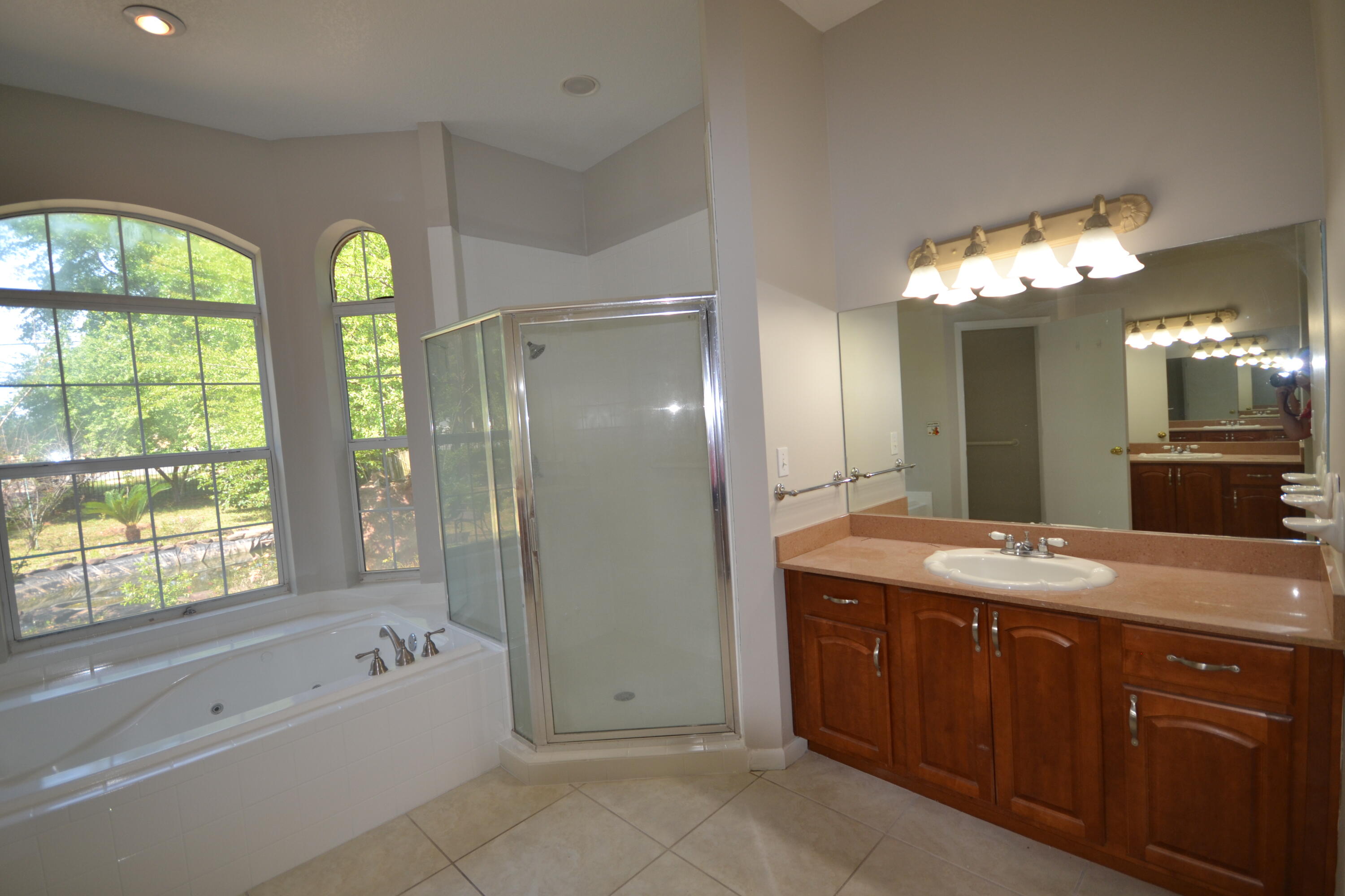 CAM ESTATES - Residential