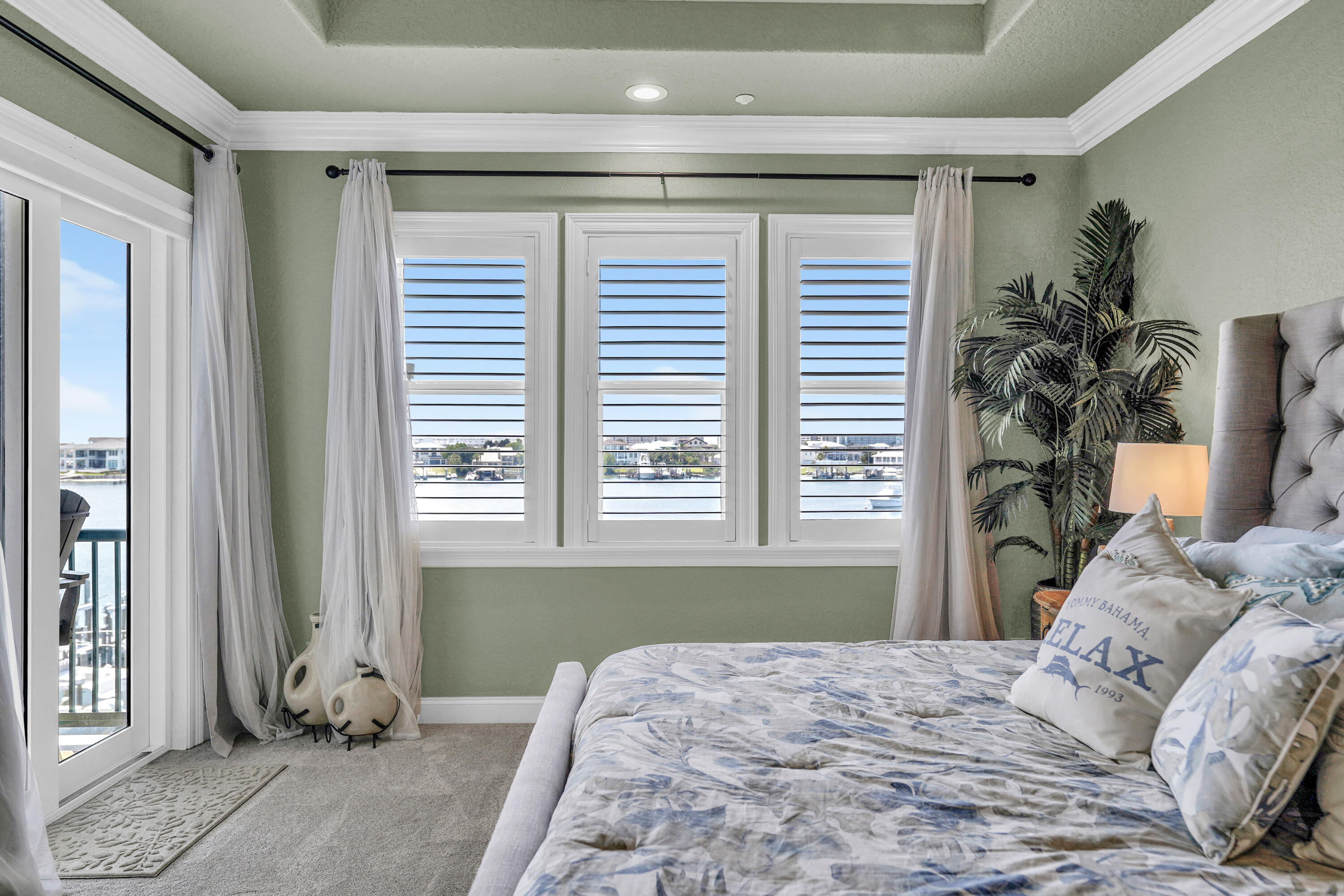 TRANQUIL HARBOR - Residential