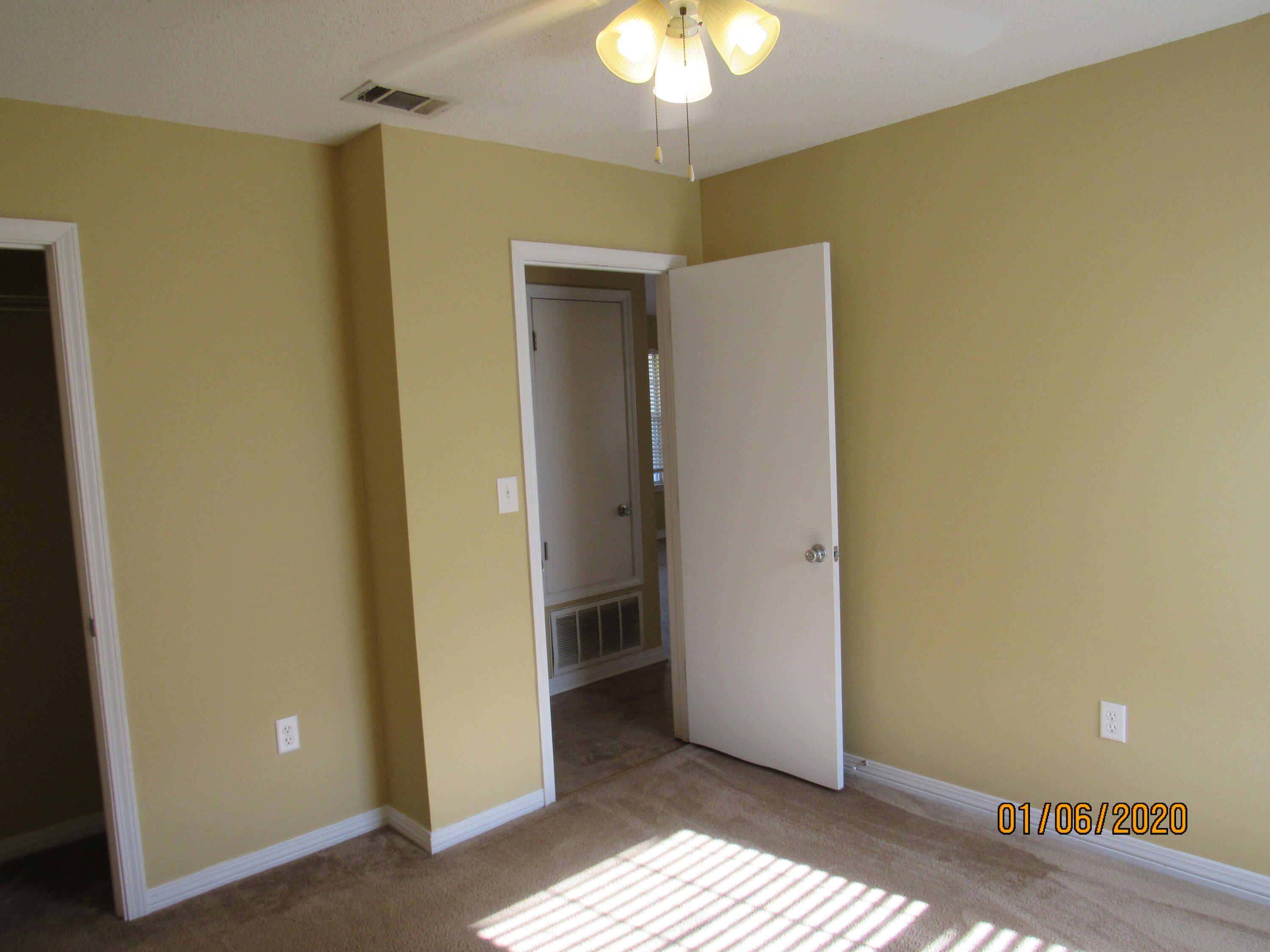 APLIN HEIGHTS S/D PH 1 - Residential Lease