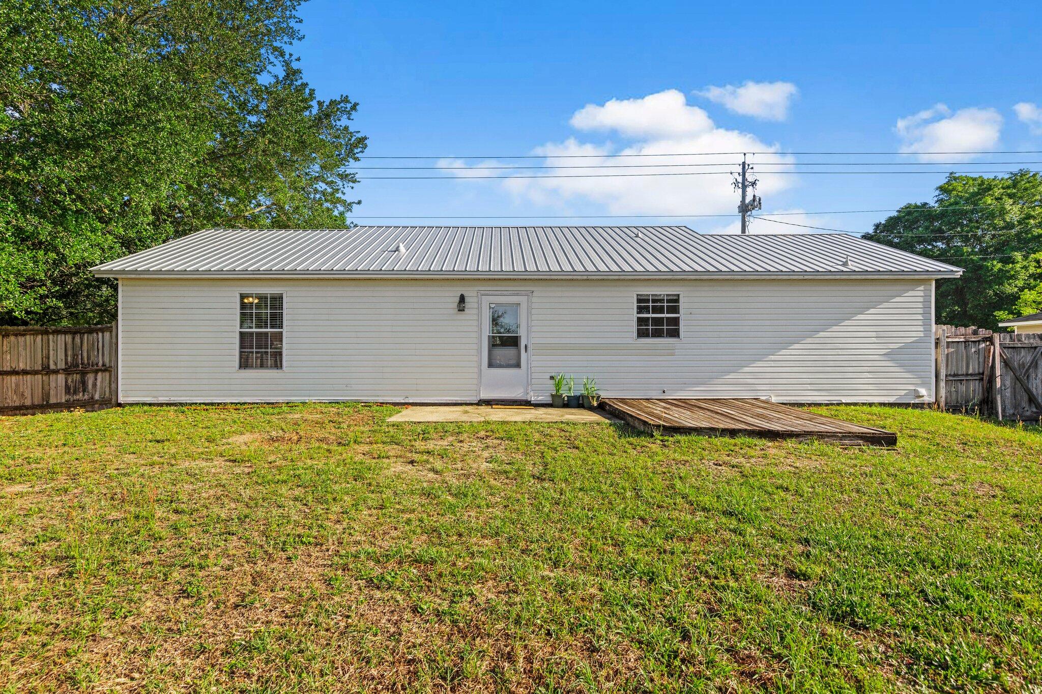 APLIN HEIGHTS S/D PH 1 - Residential Lease