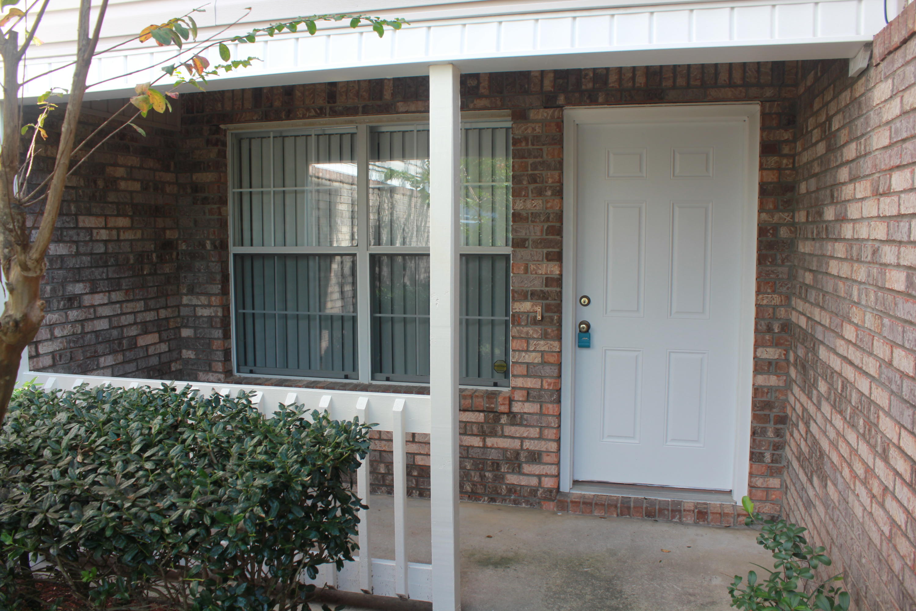 PIEDMONT PLACE - Residential Lease