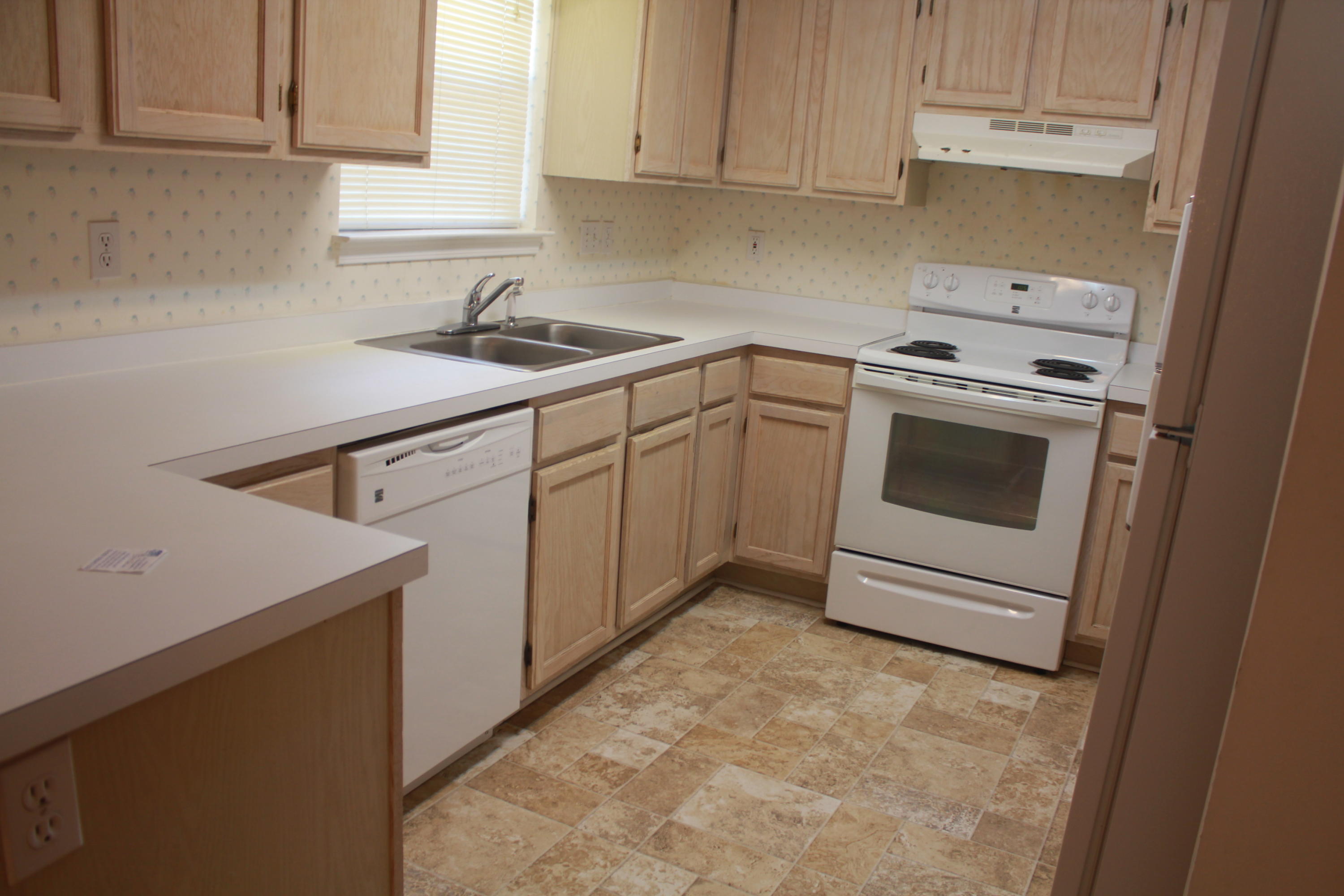 PIEDMONT PLACE - Residential Lease