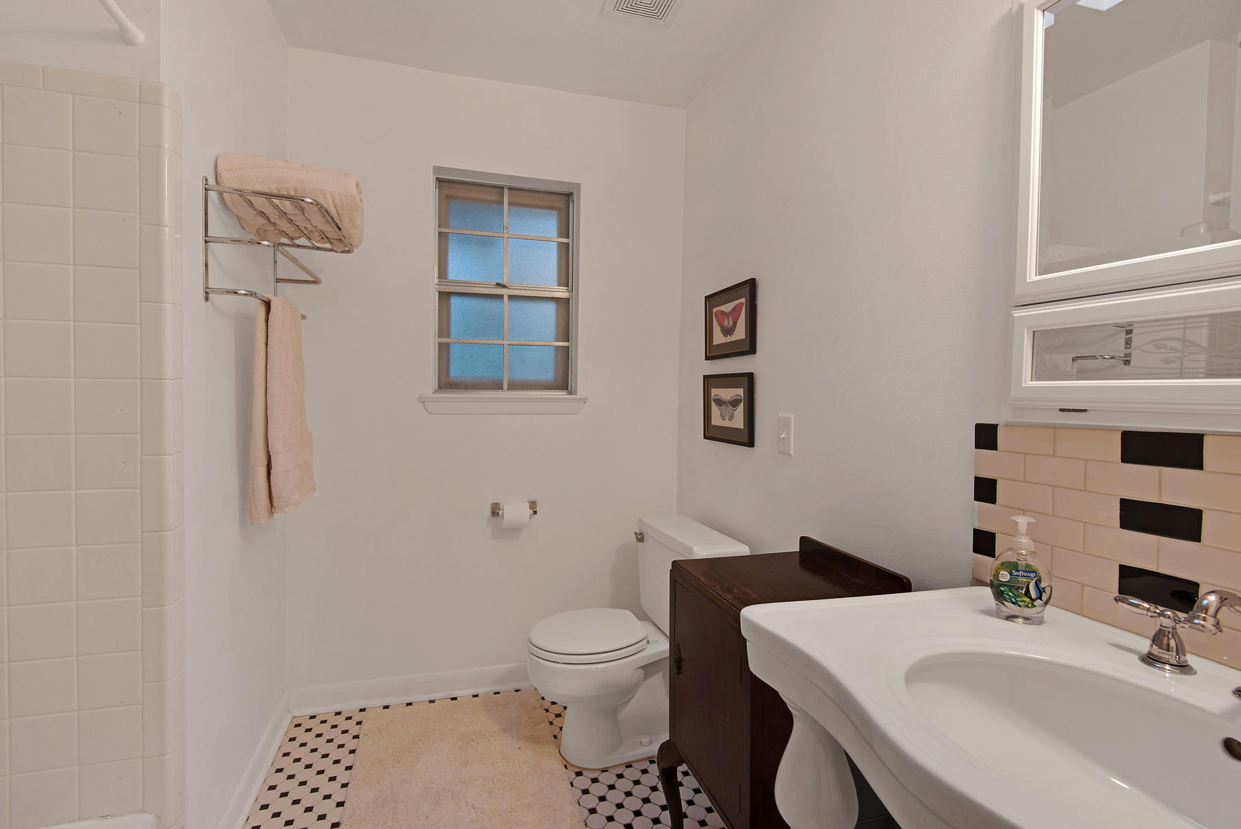 LAKE LORRAINE ESTATES 2 - Residential