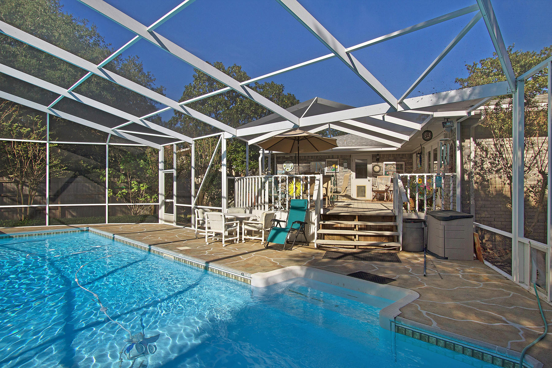 LAKE LORRAINE ESTATES 2 - Residential
