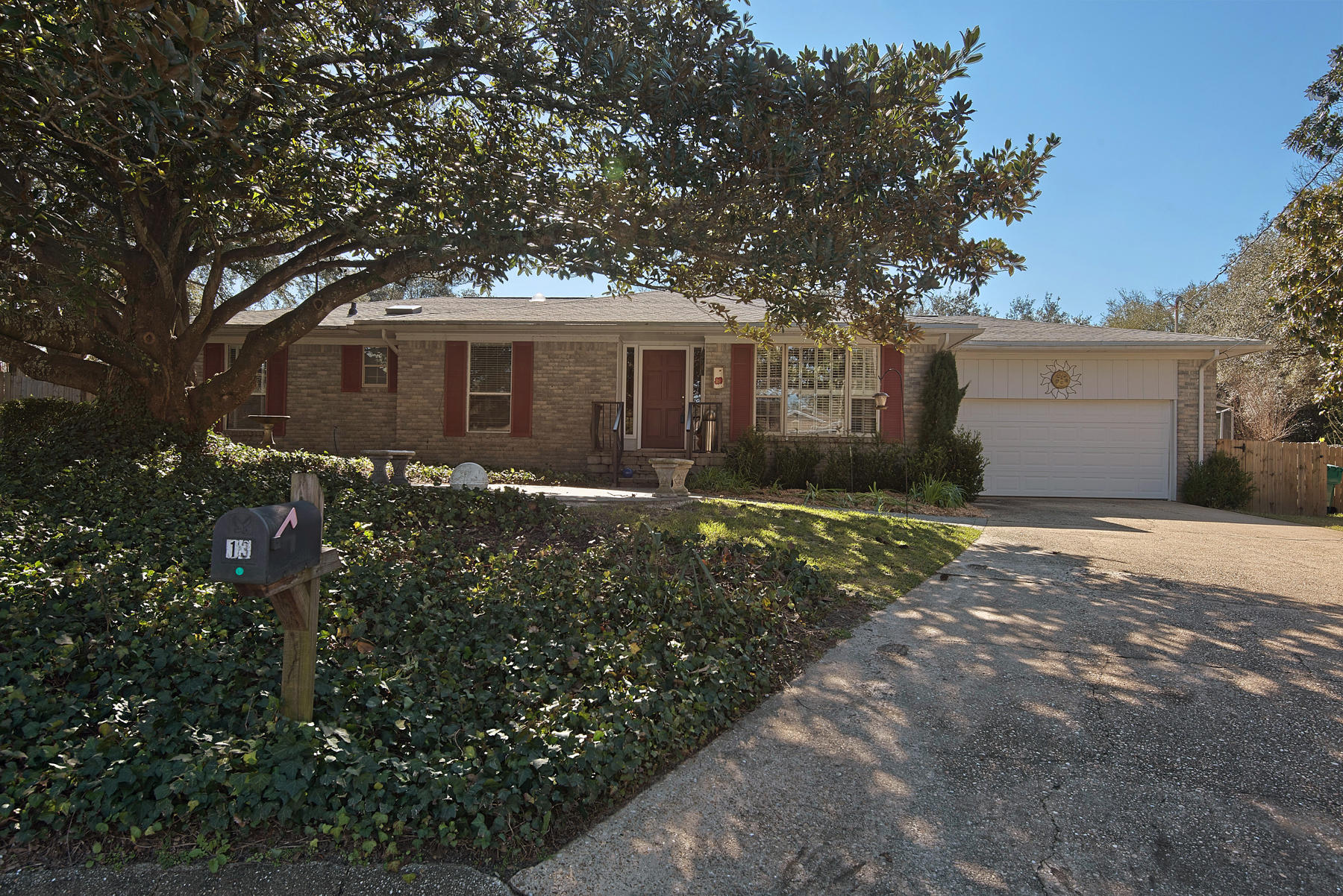 LAKE LORRAINE ESTATES 2 - Residential