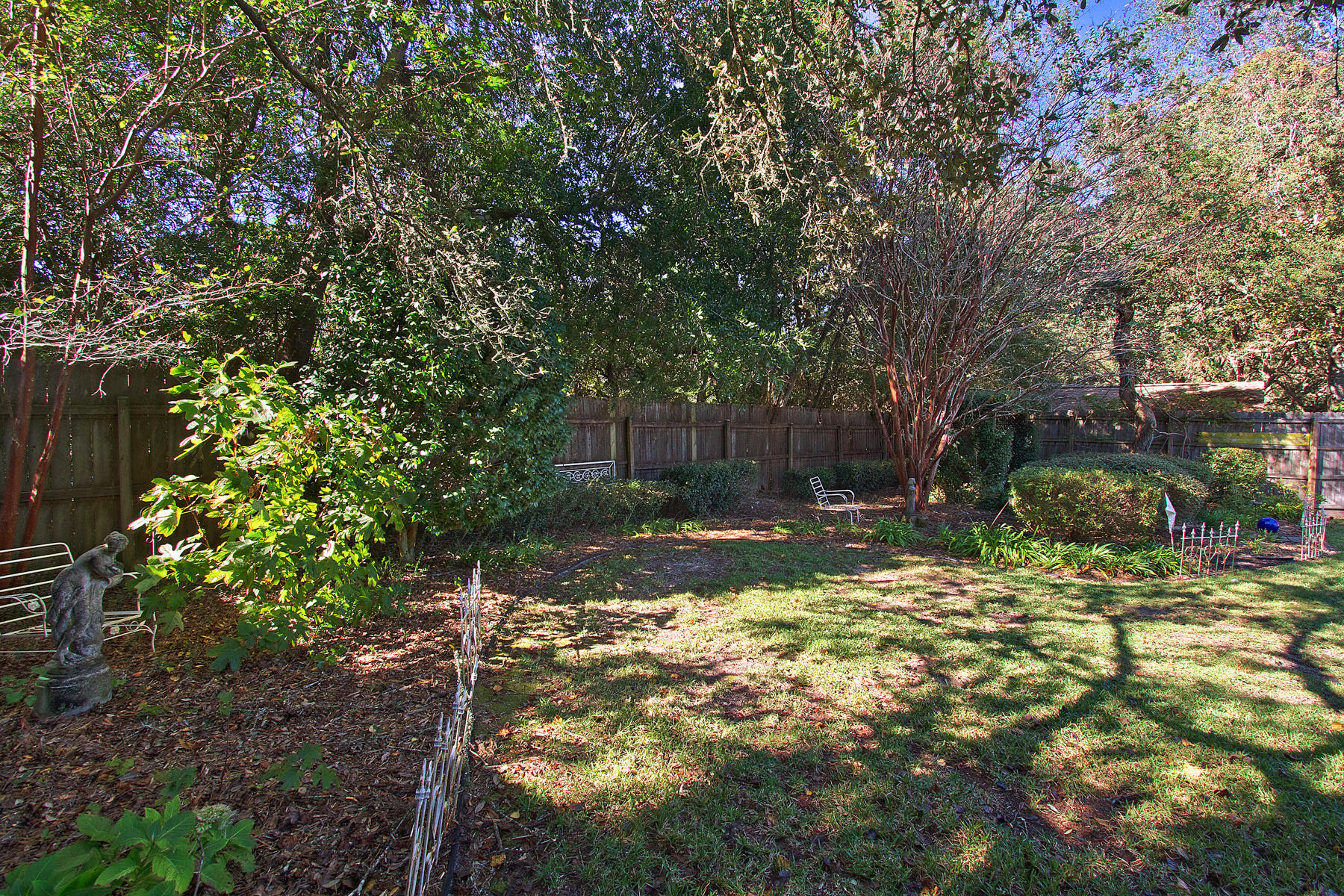 LAKE LORRAINE ESTATES 2 - Residential