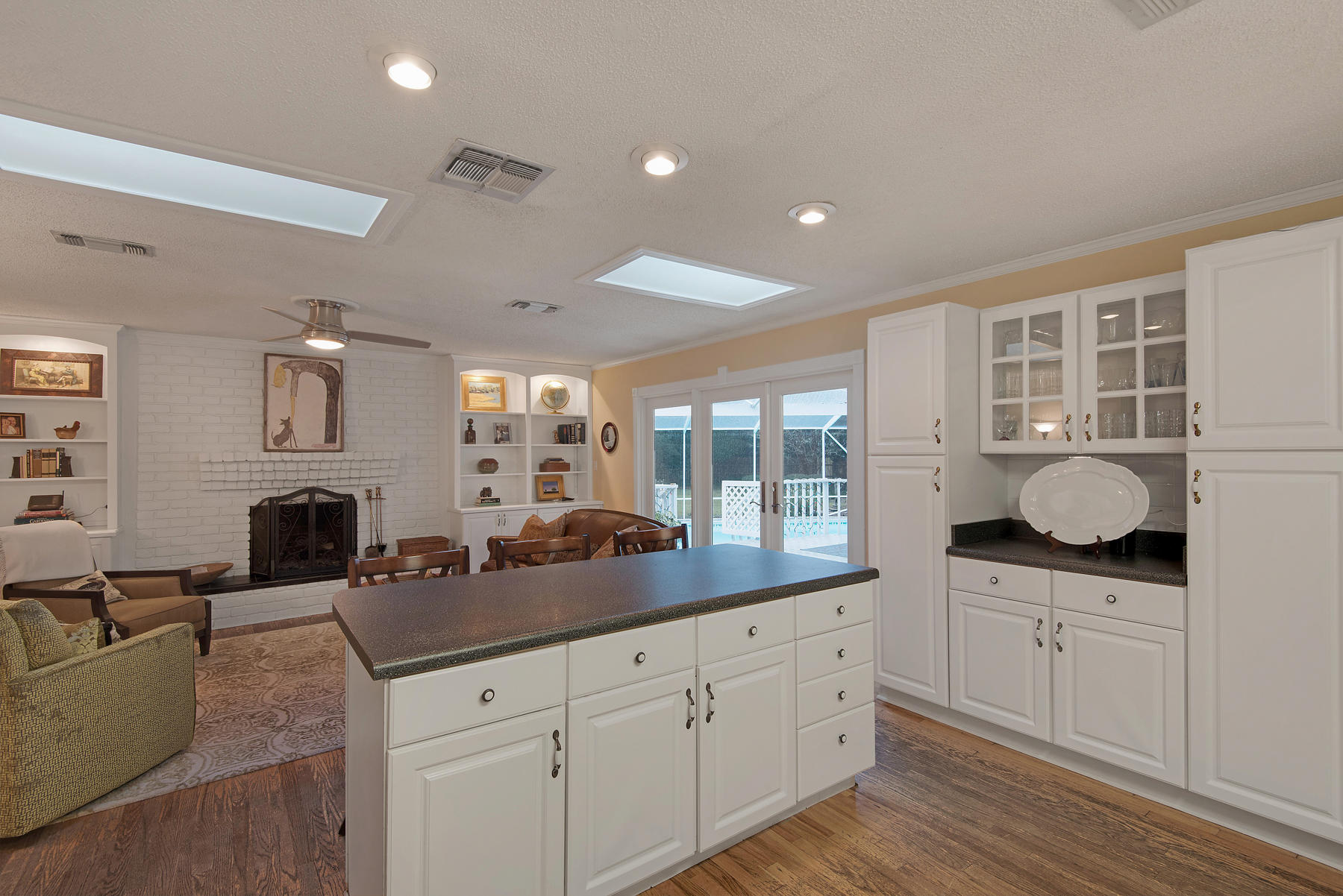 LAKE LORRAINE ESTATES 2 - Residential