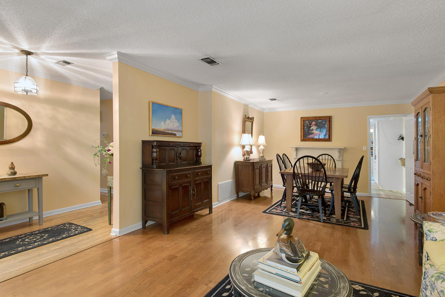 LAKE LORRAINE ESTATES 2 - Residential