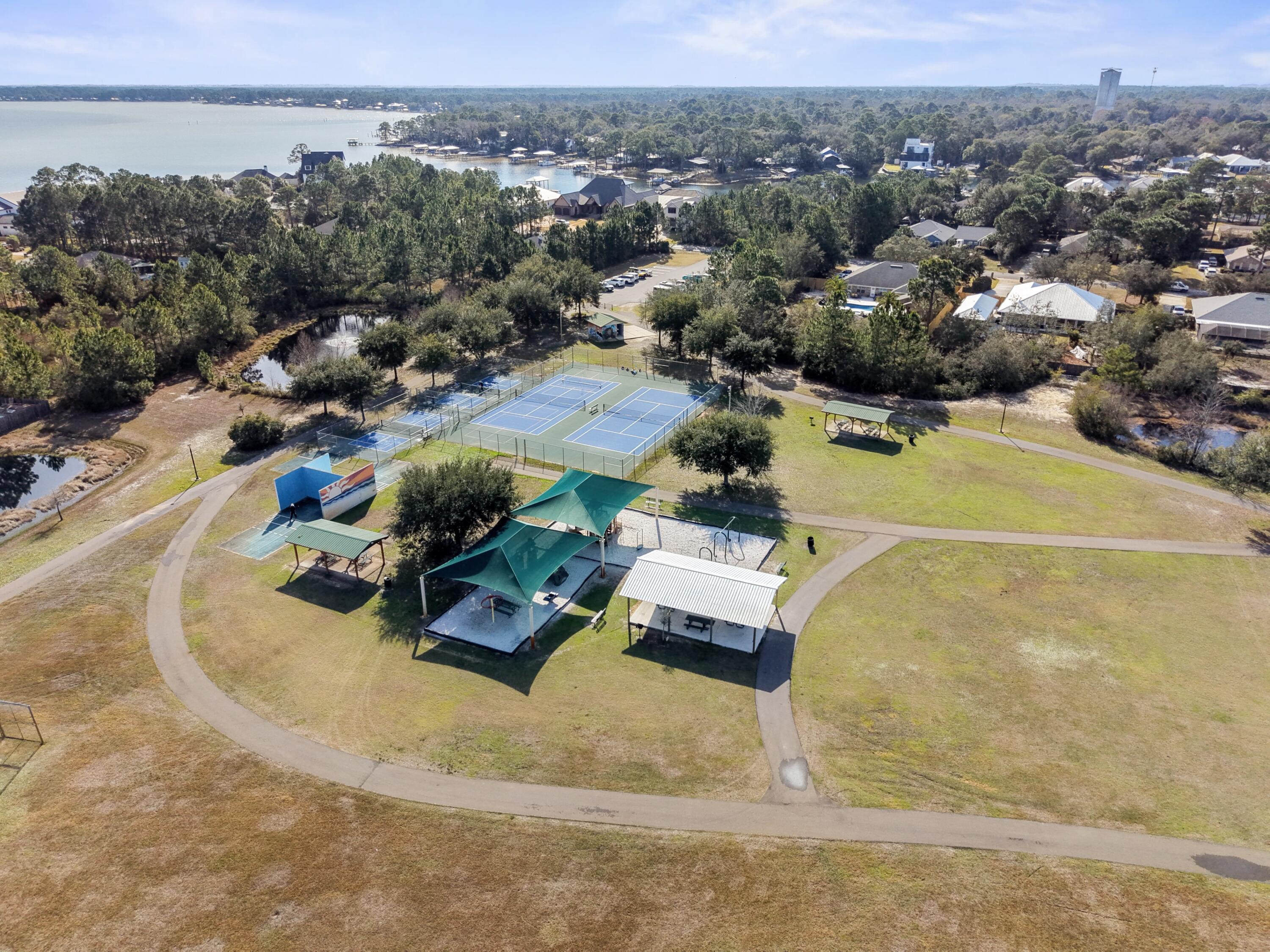 DRIFTWOOD ESTATES - Residential