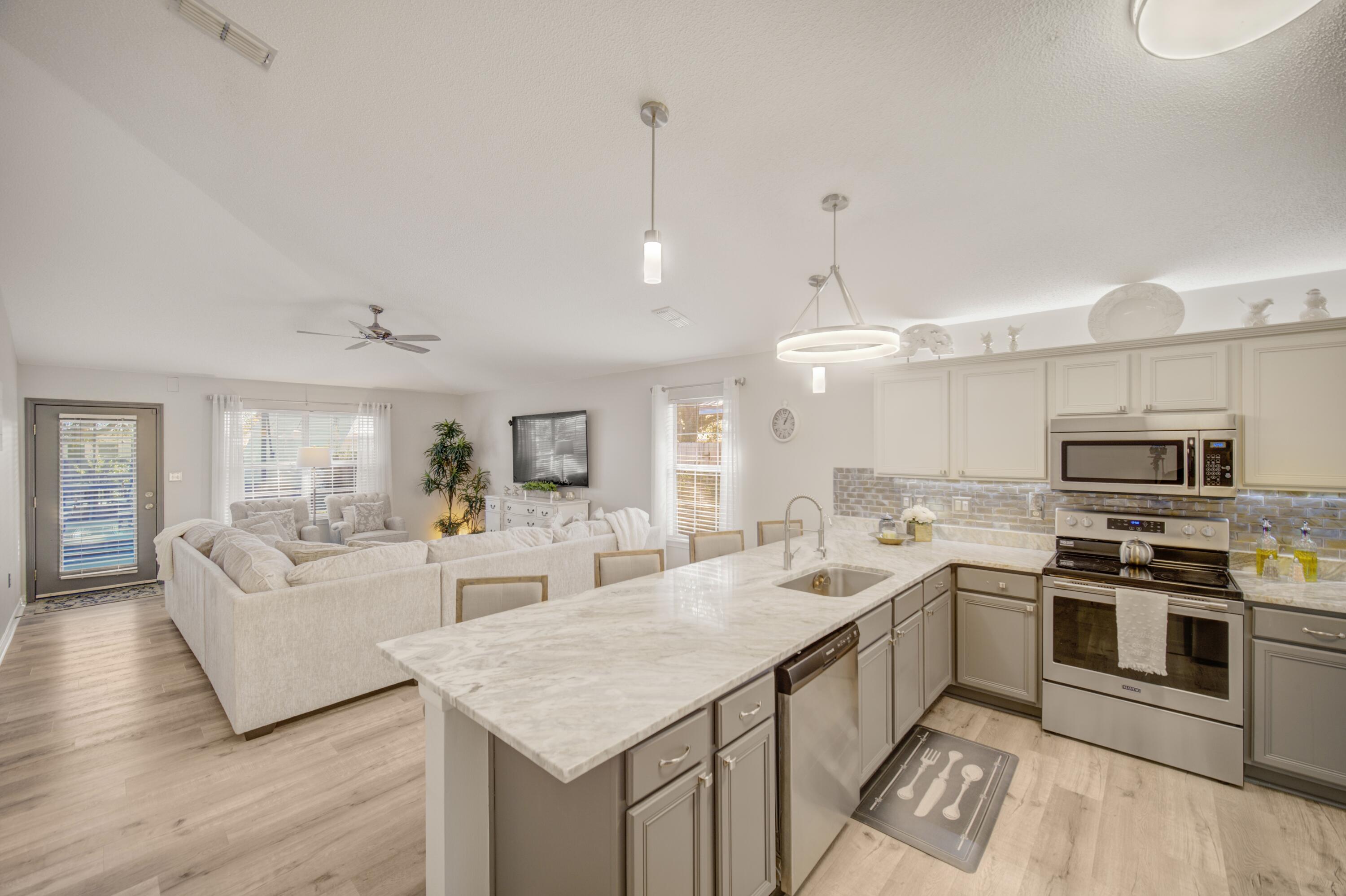 DRIFTWOOD ESTATES - Residential