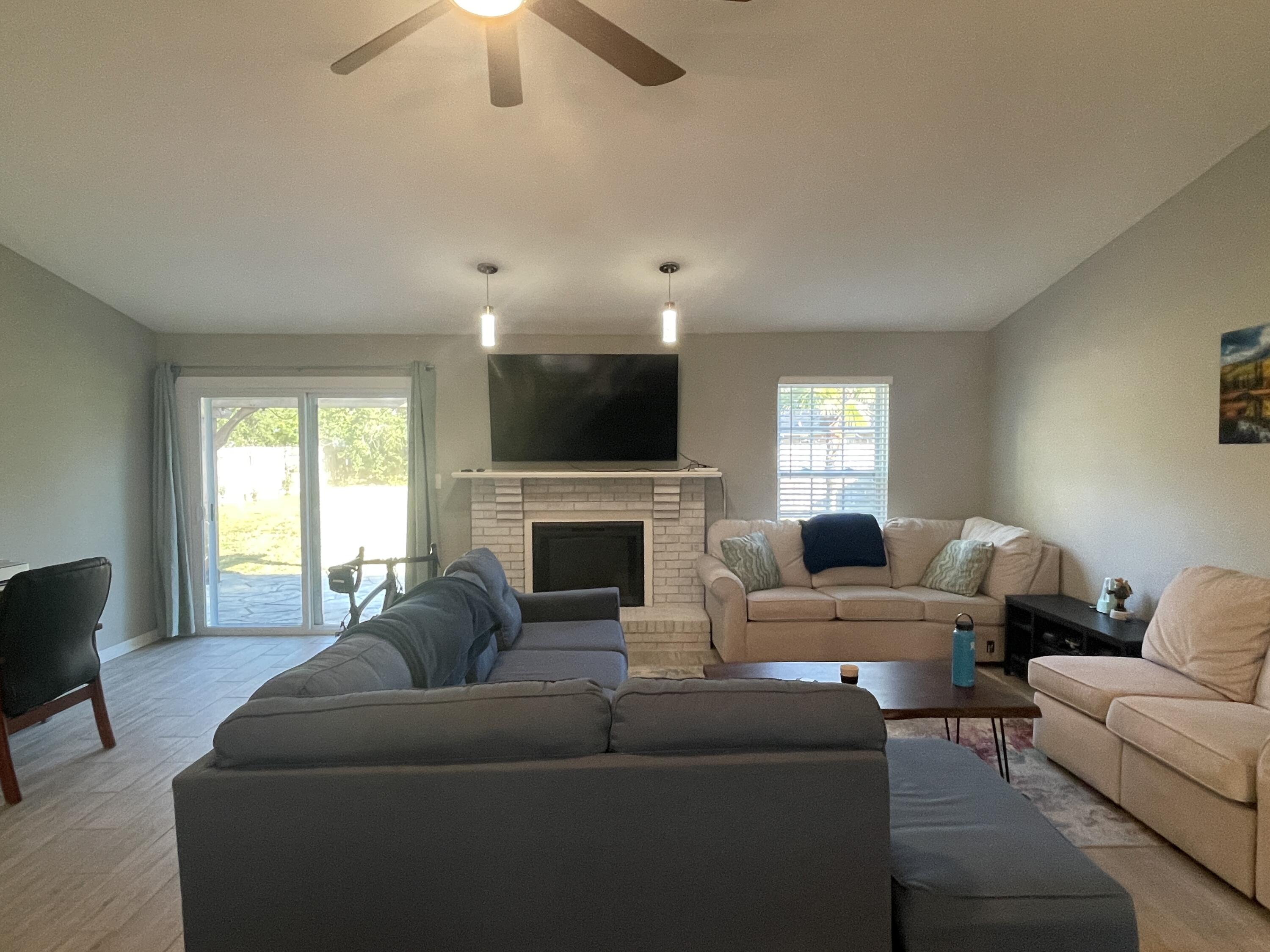 GULF MANOR S/D - Residential Lease