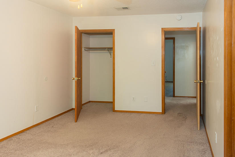 WYNNEHAVEN BEACH ESTATES - Residential Lease