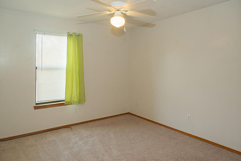 WYNNEHAVEN BEACH ESTATES - Residential Lease