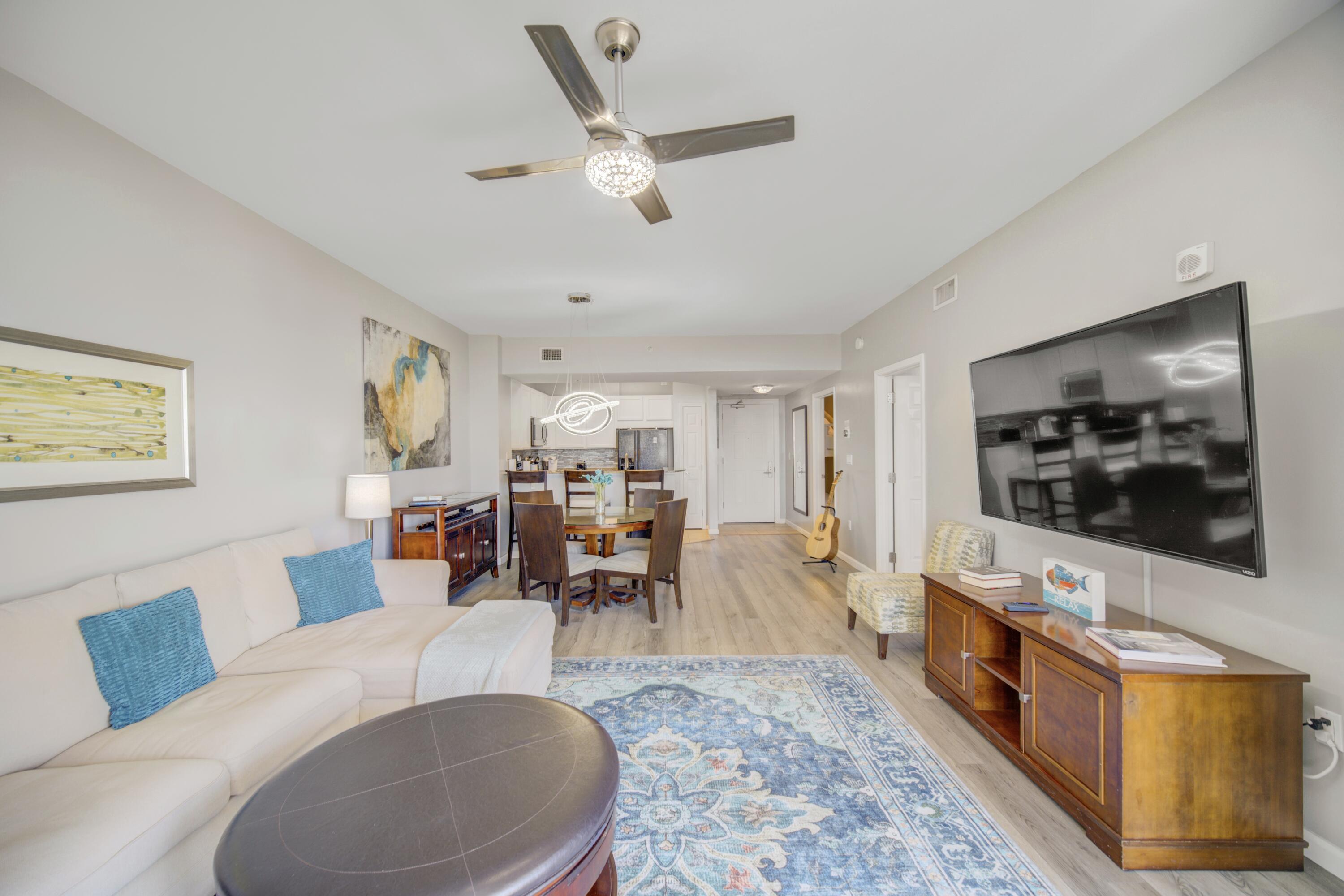 THE PALMS OF DESTIN - Residential