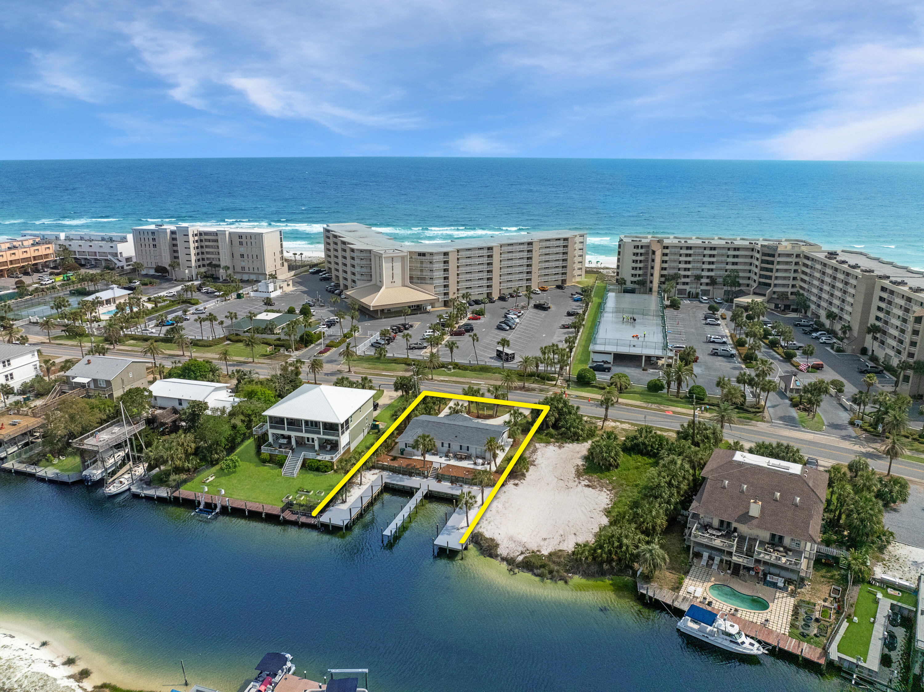 HOLIDAY ISLE - Residential