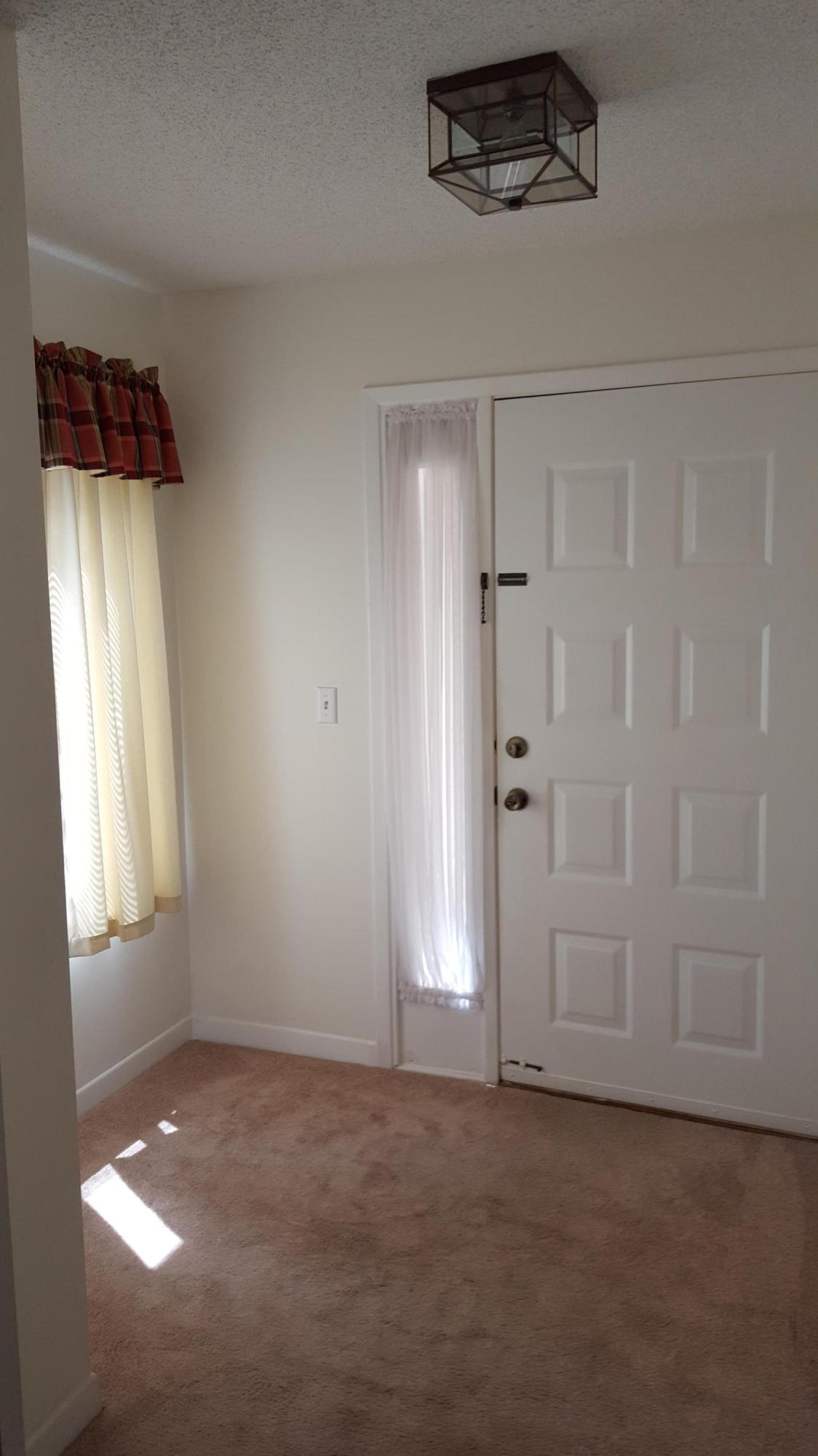 GARDEN OAKS CONDO - Residential Lease