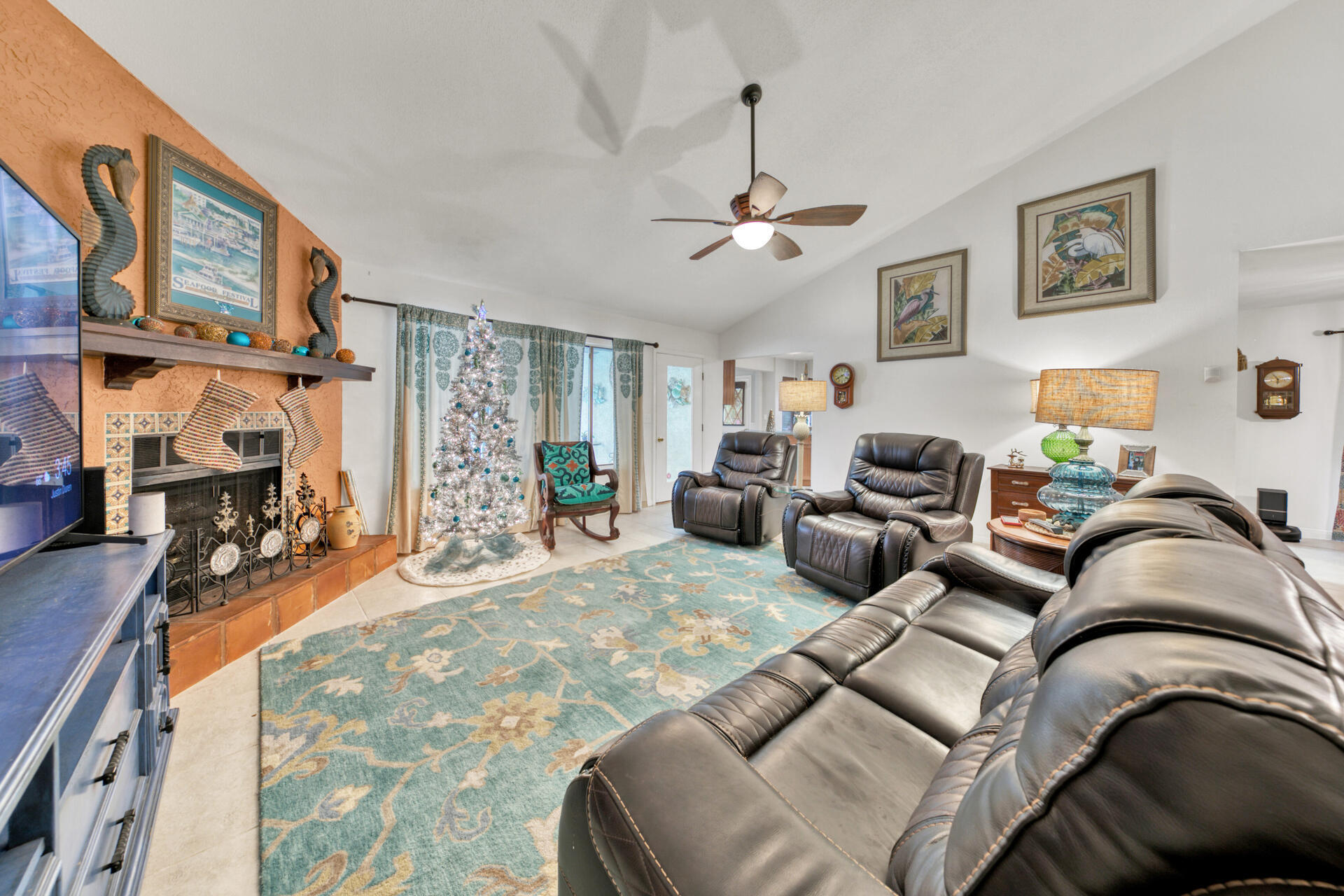 KELL-AIRE GARDENS - Residential