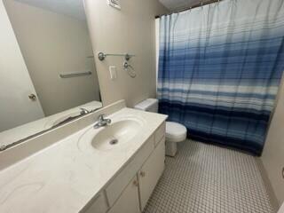 COLLEGE PARK CONDO - Residential Lease