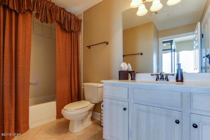 EMERALD ISLE - Residential