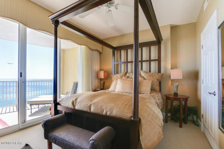EMERALD ISLE - Residential