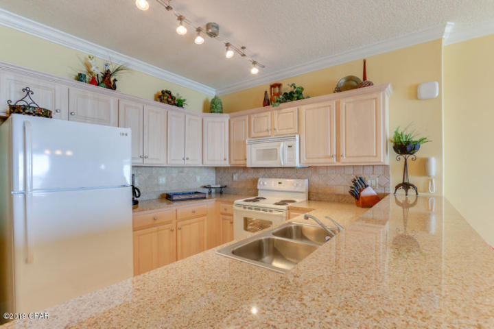 EMERALD ISLE - Residential