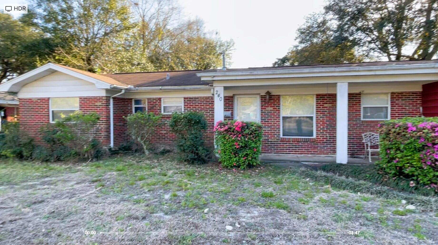 Large 3 Bd/2.5 Bath brick home in an awesome location across the street from the pickleball courts and park.  Lots of living space in this 1780sf house with family room, living room, and bonus game room, Washer/dryer, huge fenced backyard. Short neighborhood walk to the FWB Rec Center. Centrally located in FWB.  Tenants must be non-smokers and have great credit.