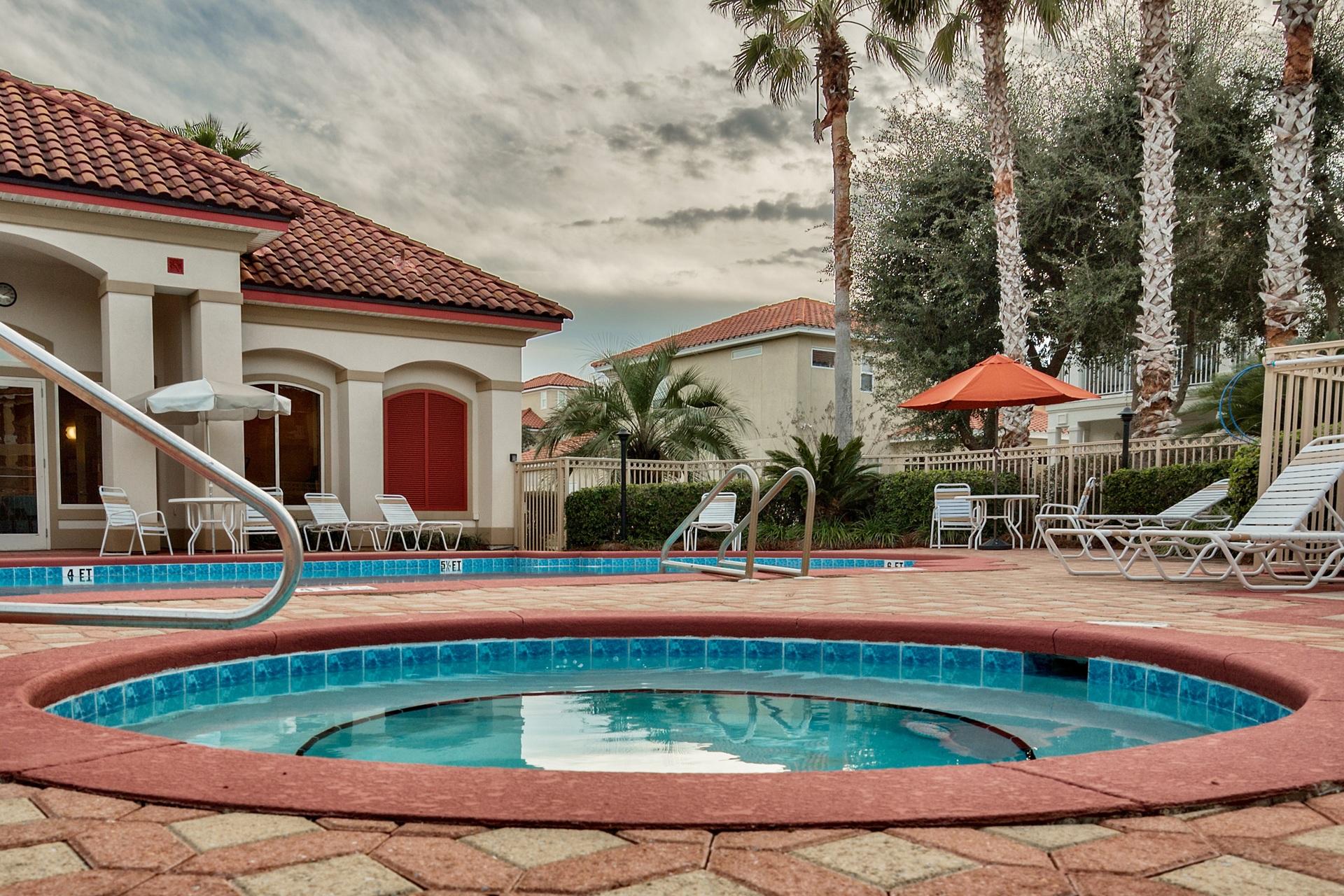 LA VALENCIA BEACH RESORT - Residential