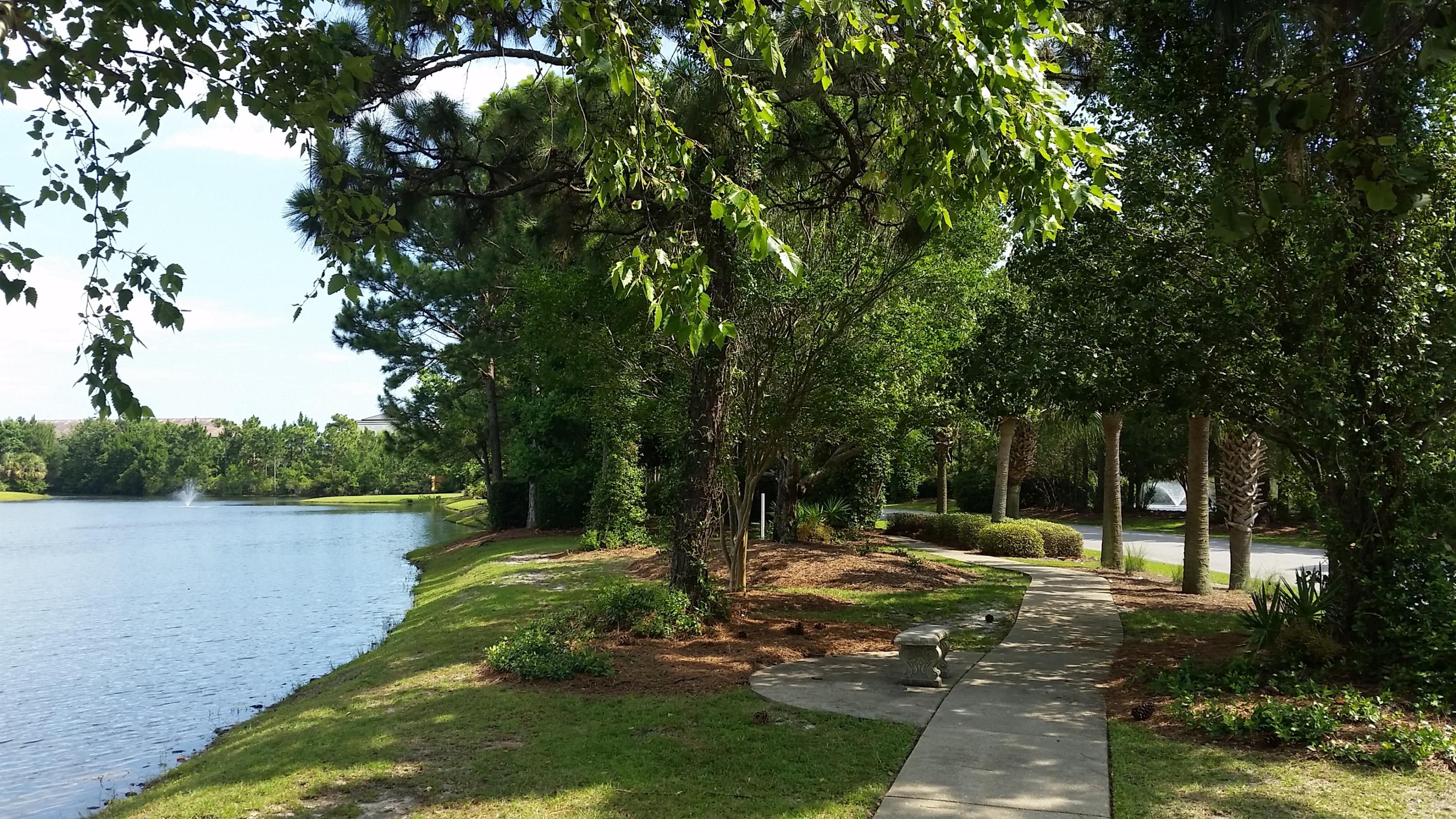 EMERALD LAKES PH 1 - Residential