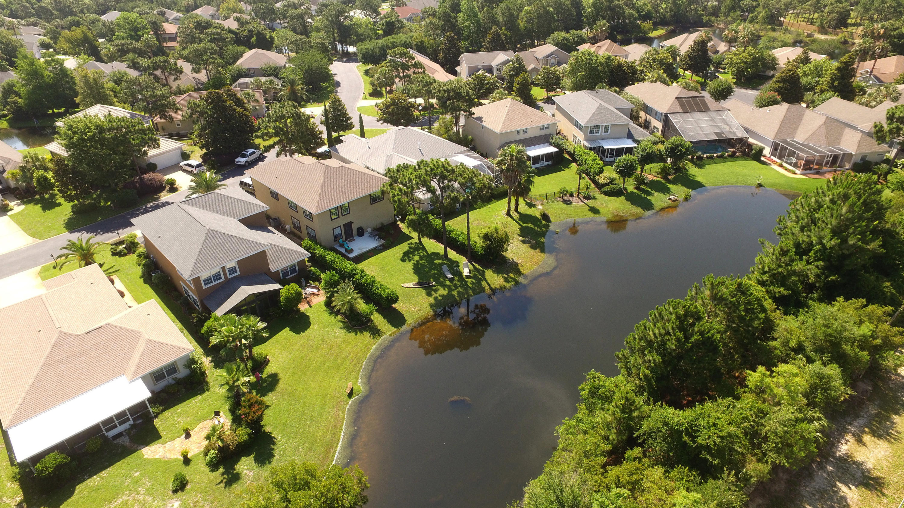 EMERALD LAKES PH 1 - Residential