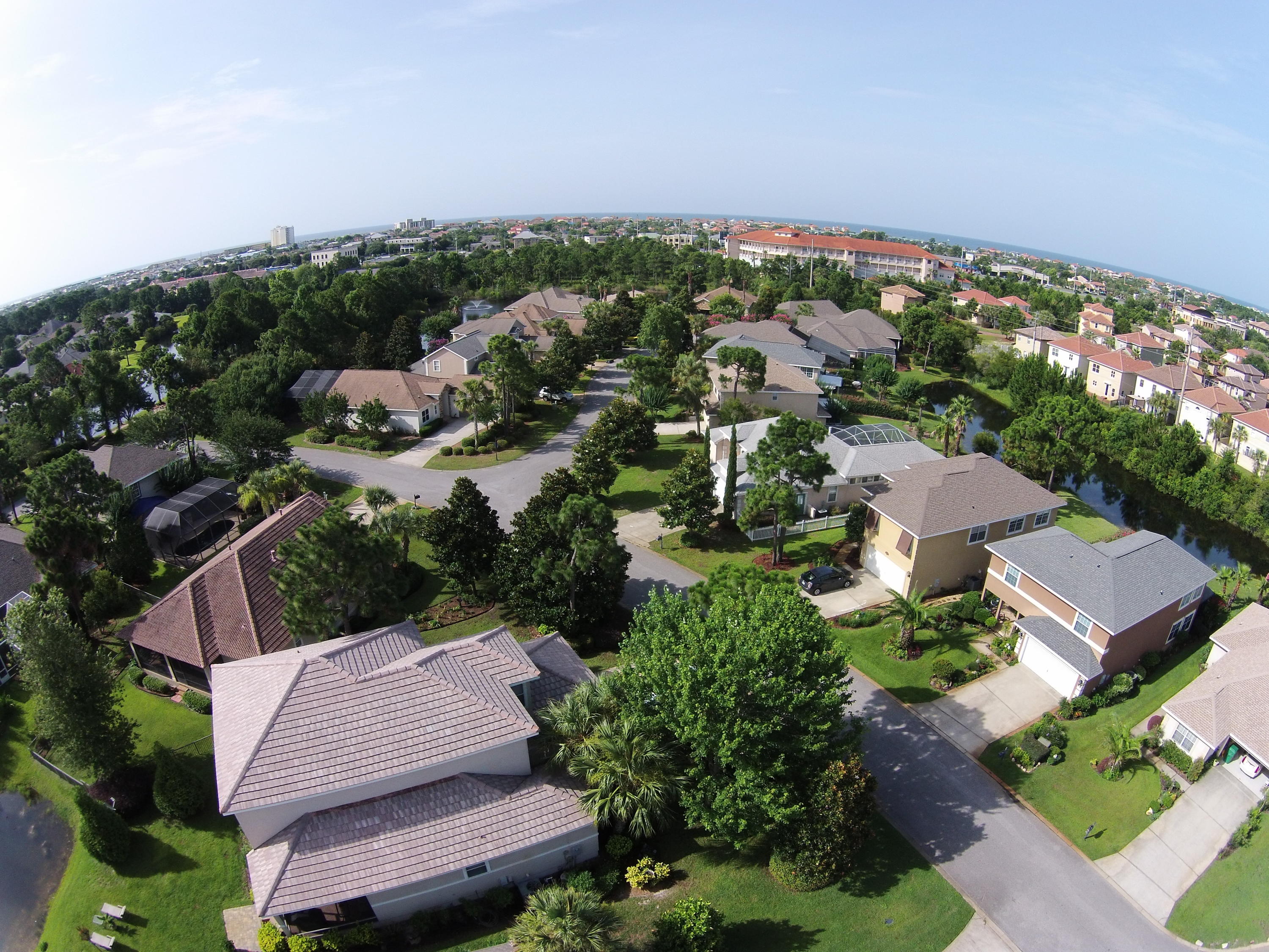 EMERALD LAKES PH 1 - Residential
