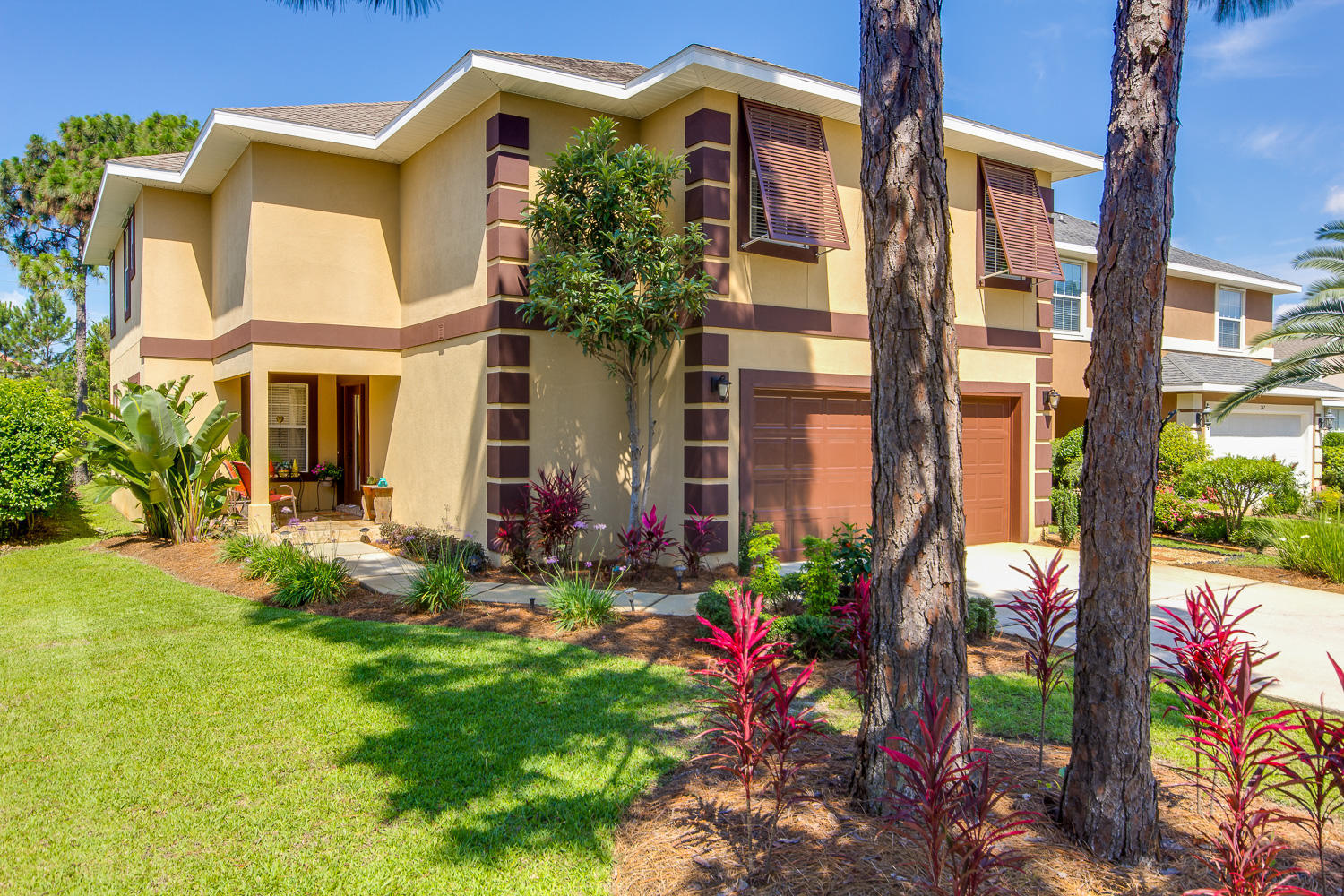 EMERALD LAKES PH 1 - Residential