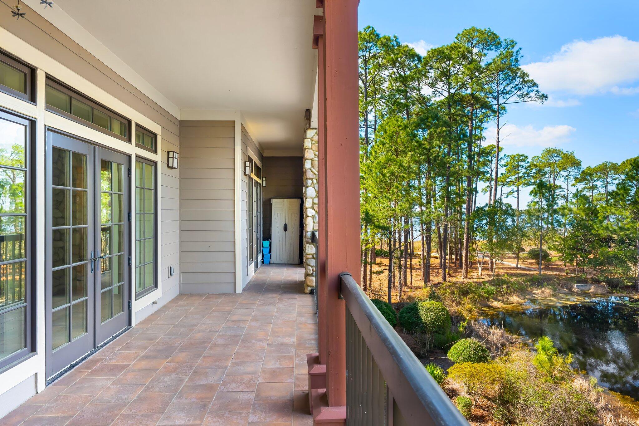 WILD HERON LAKESIDE LODGE - Residential
