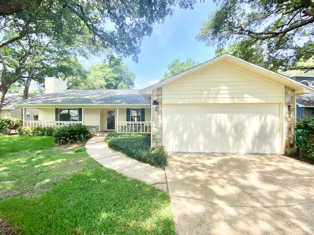 *Available Immediately!*

Great single family home in a .39 acre spacious lot in desirable Woodlands of Bluewater Bay, walking distance to community shops and restaurants. This 3bd/2ba home has been updated and includes an eat in kitchen, separate dining room, fireplace in the living room, a private and community pool, oversized 2 car garage and a spacious fenced backyard.

Pets considered with owner approval. 
Pool service included.

Tenant to verify all data.
Please contact Sound Choice Real Estate to schedule a showing- 850-389-8533.