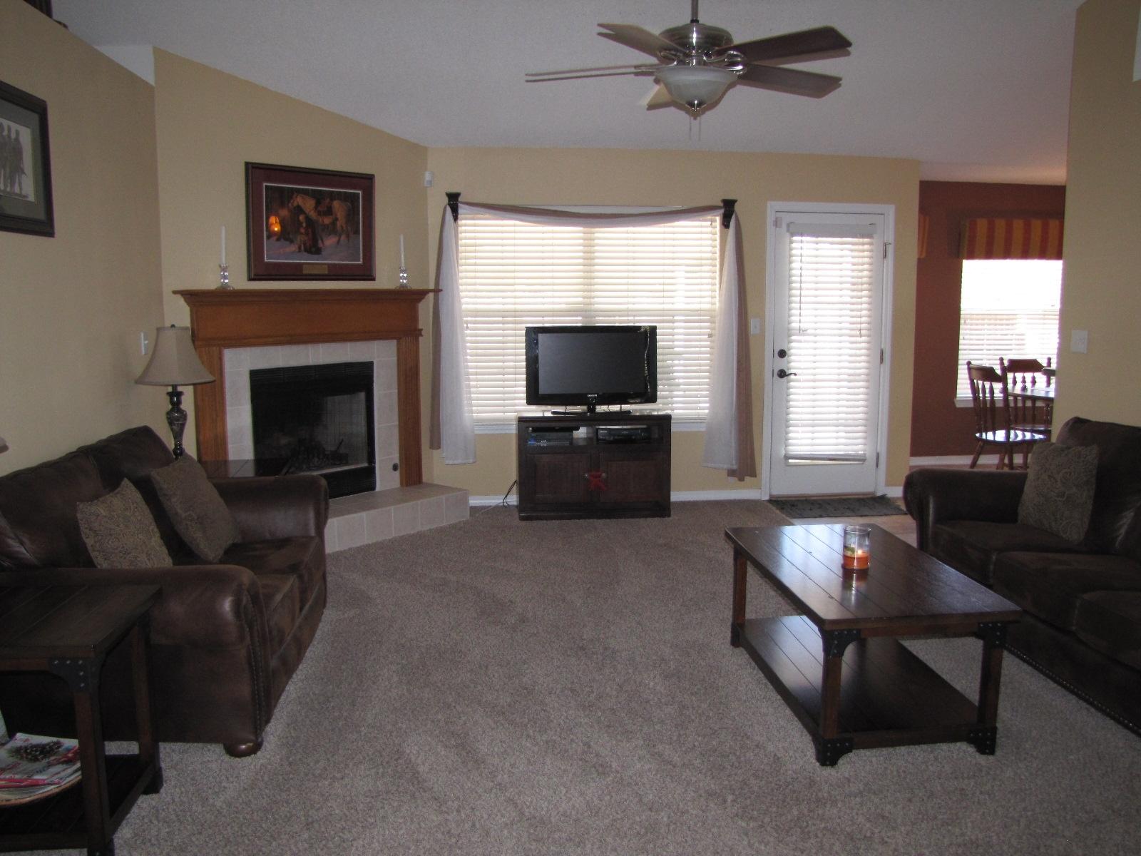 SILVER OAKS PH 2 - Residential Lease