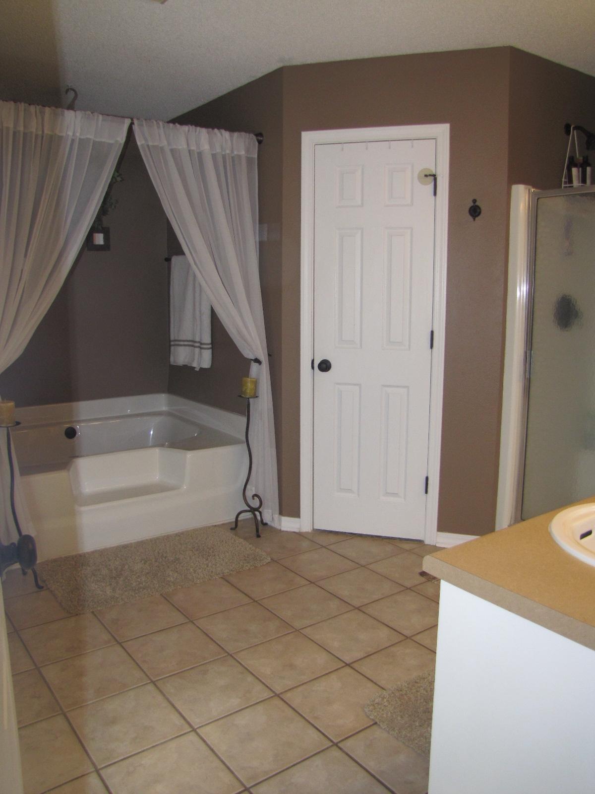 SILVER OAKS PH 2 - Residential Lease