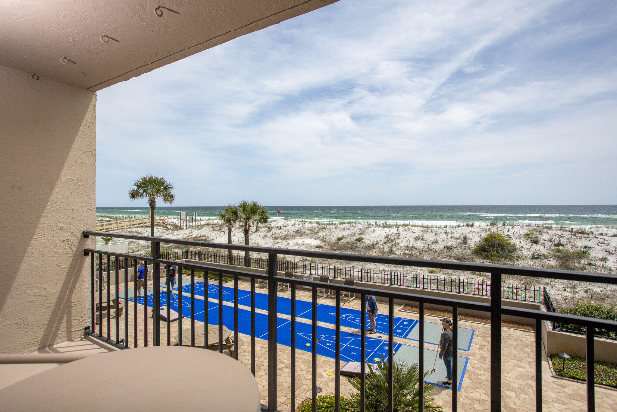 BREAKERS OF FWB PH 11 - Residential