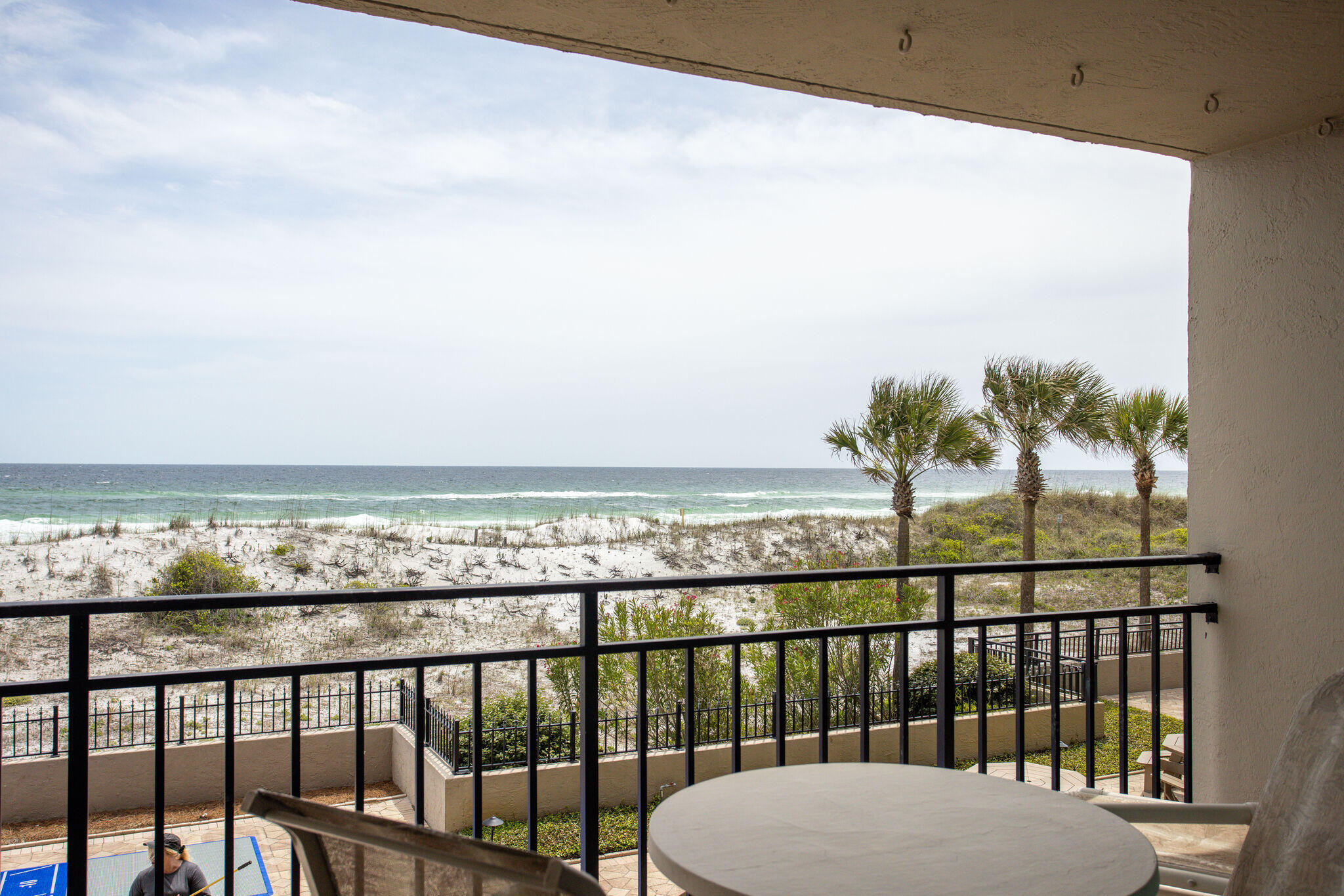 BREAKERS OF FWB PH 11 - Residential
